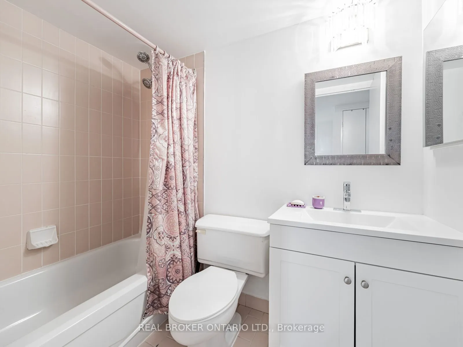20 Baif Boulevard #805