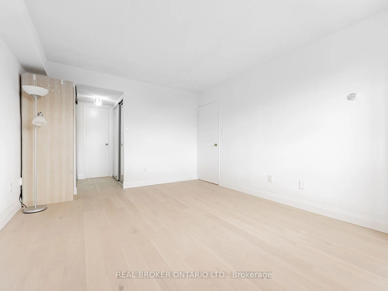 20 Baif Boulevard #805