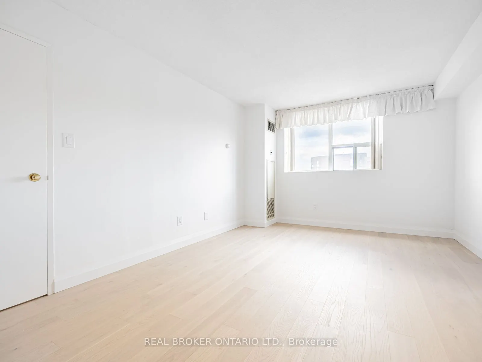 20 Baif Boulevard #805