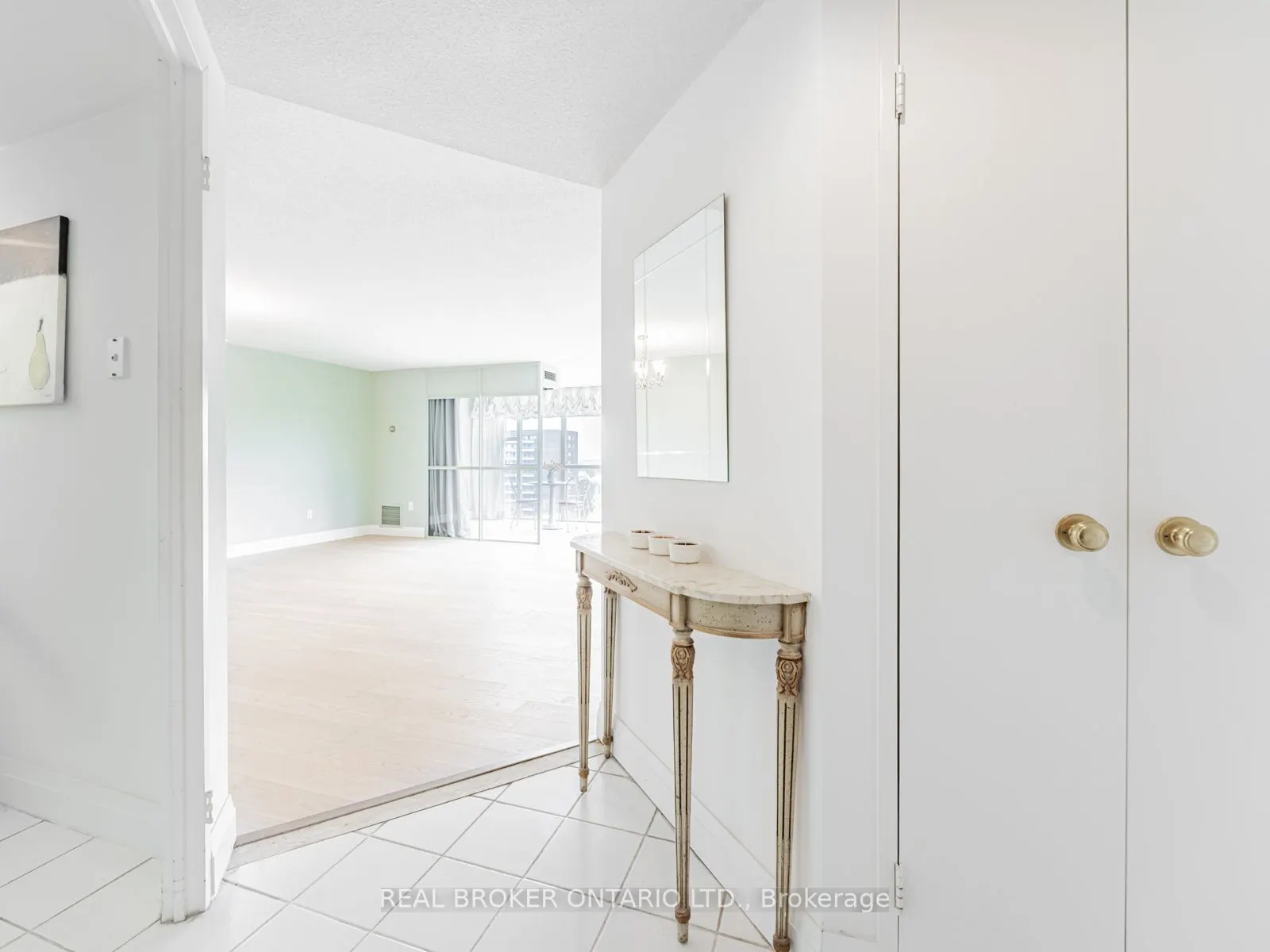 20 Baif Boulevard #805