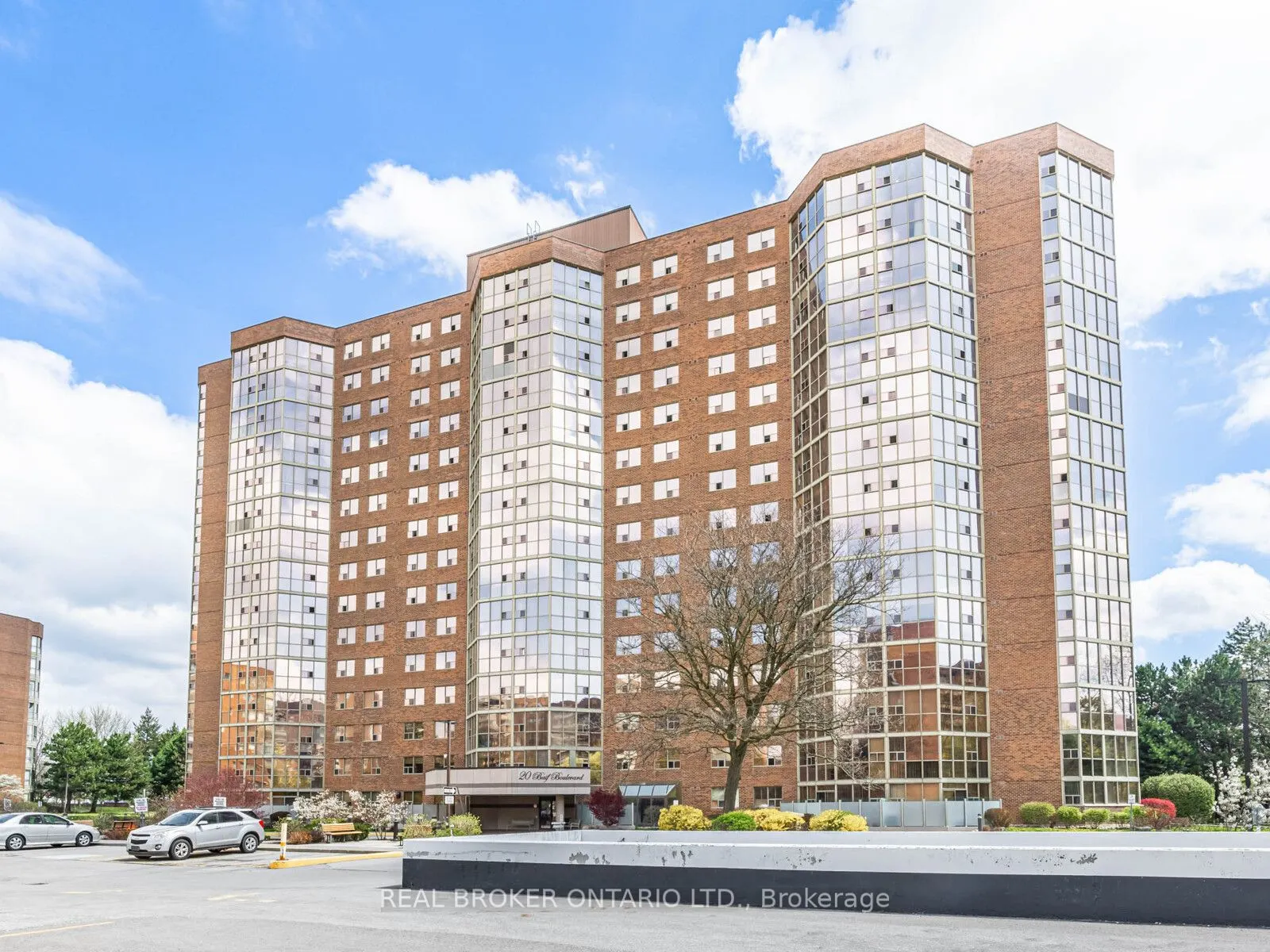 20 Baif Boulevard #805