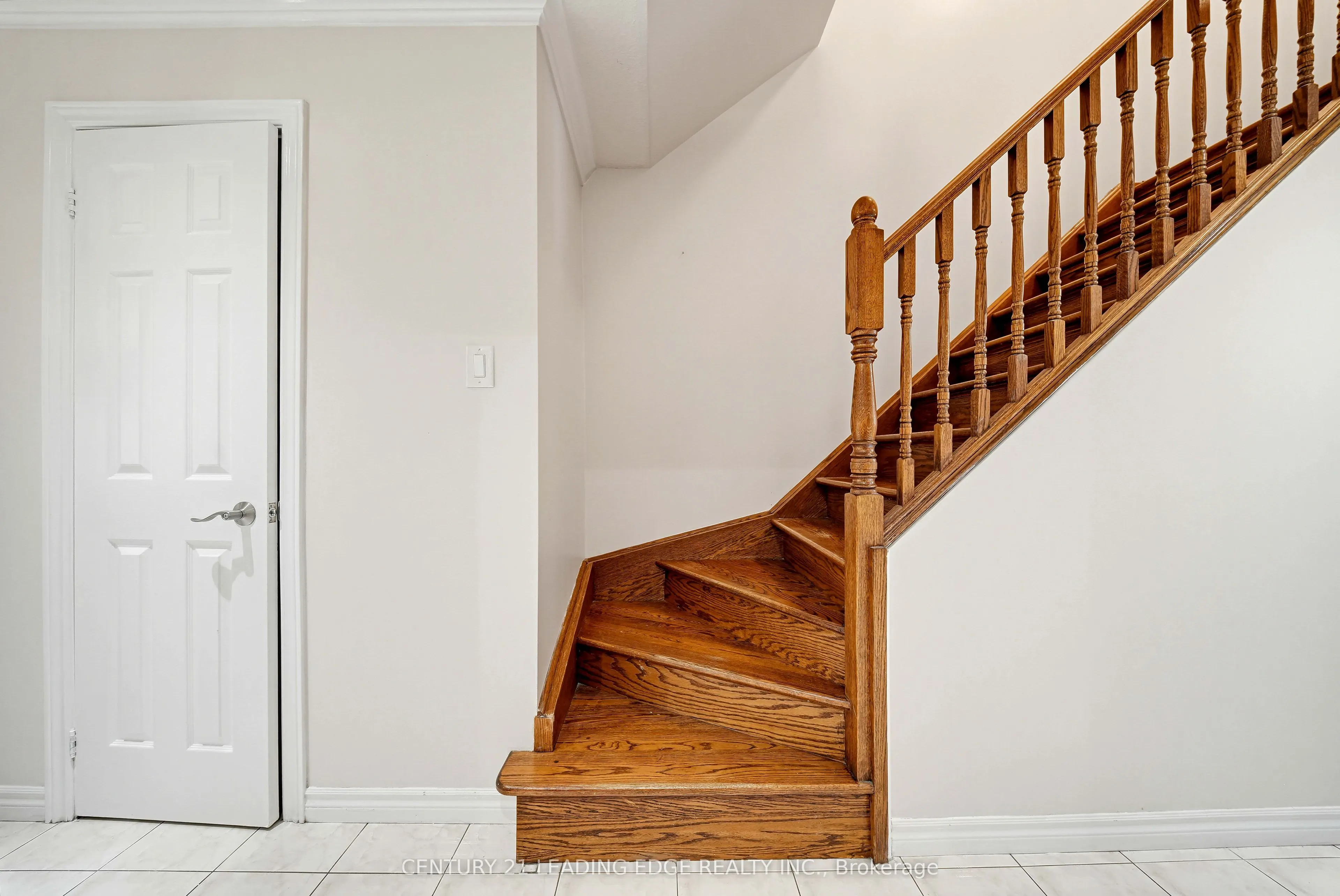 25 Croxley Green