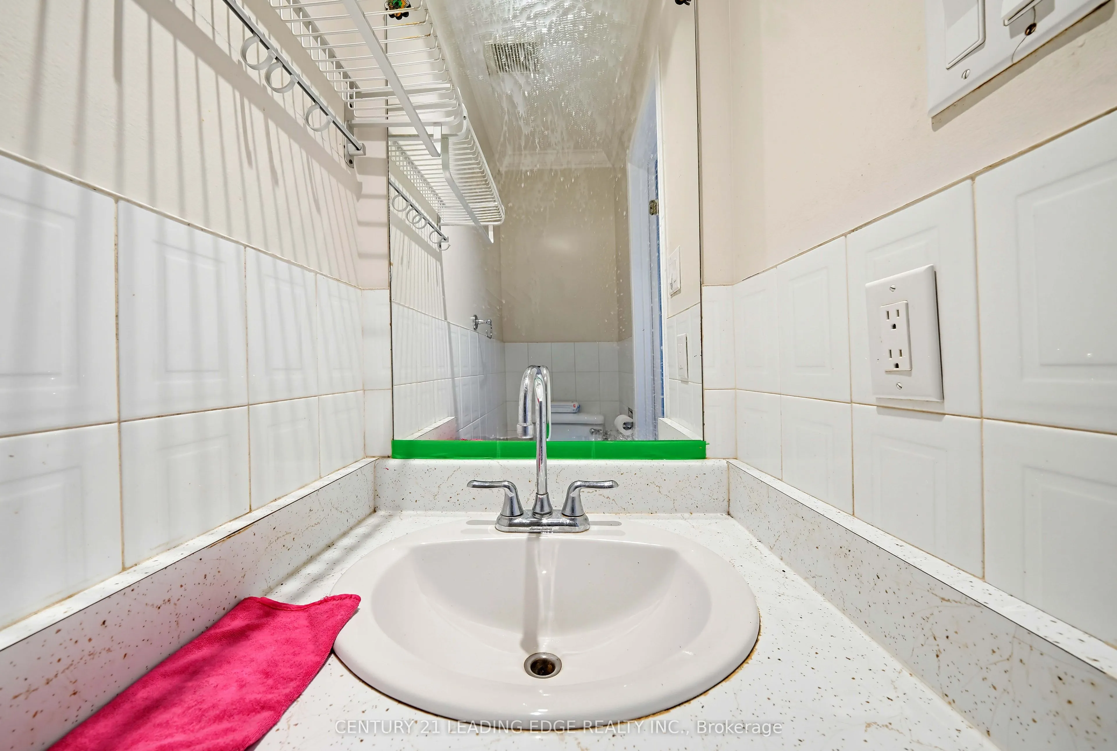 25 Croxley Green