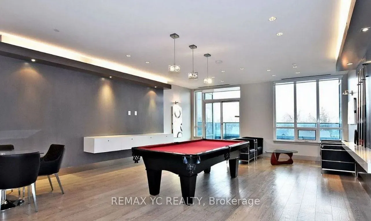 7171 Yonge Street #408