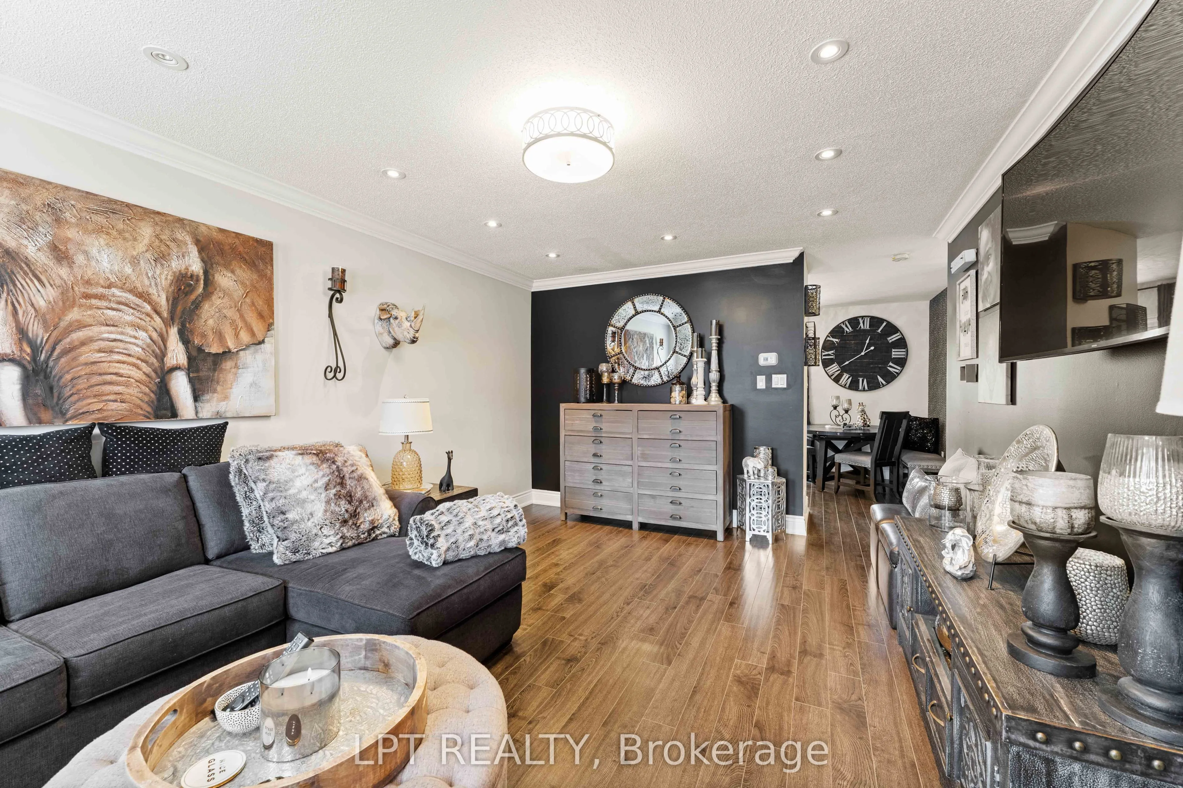 8 Hattie Court