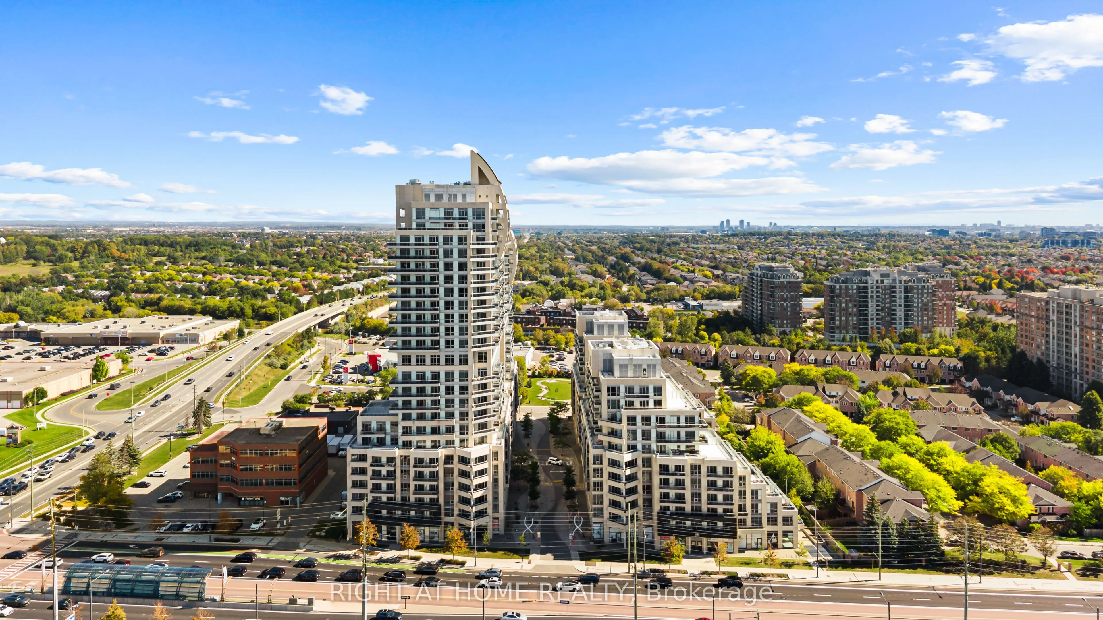 9201 Yonge Street #610