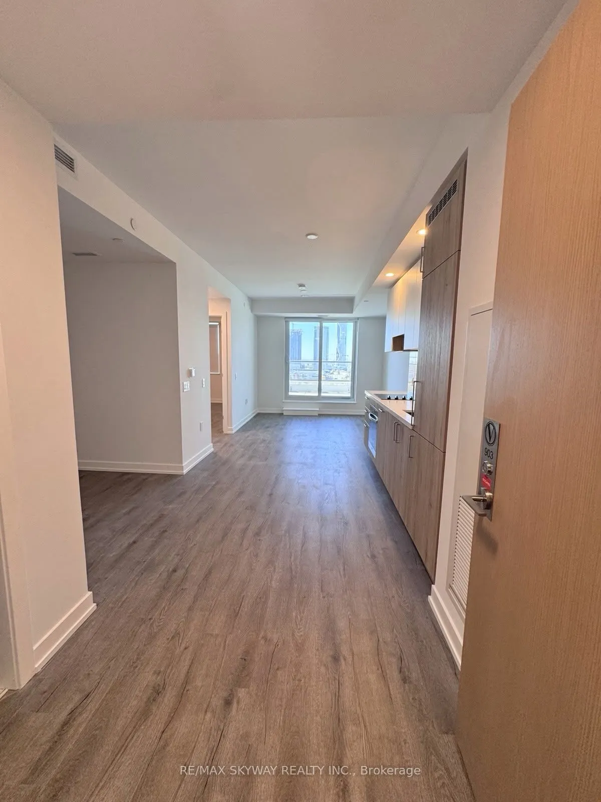21 Meadowdale Road #903