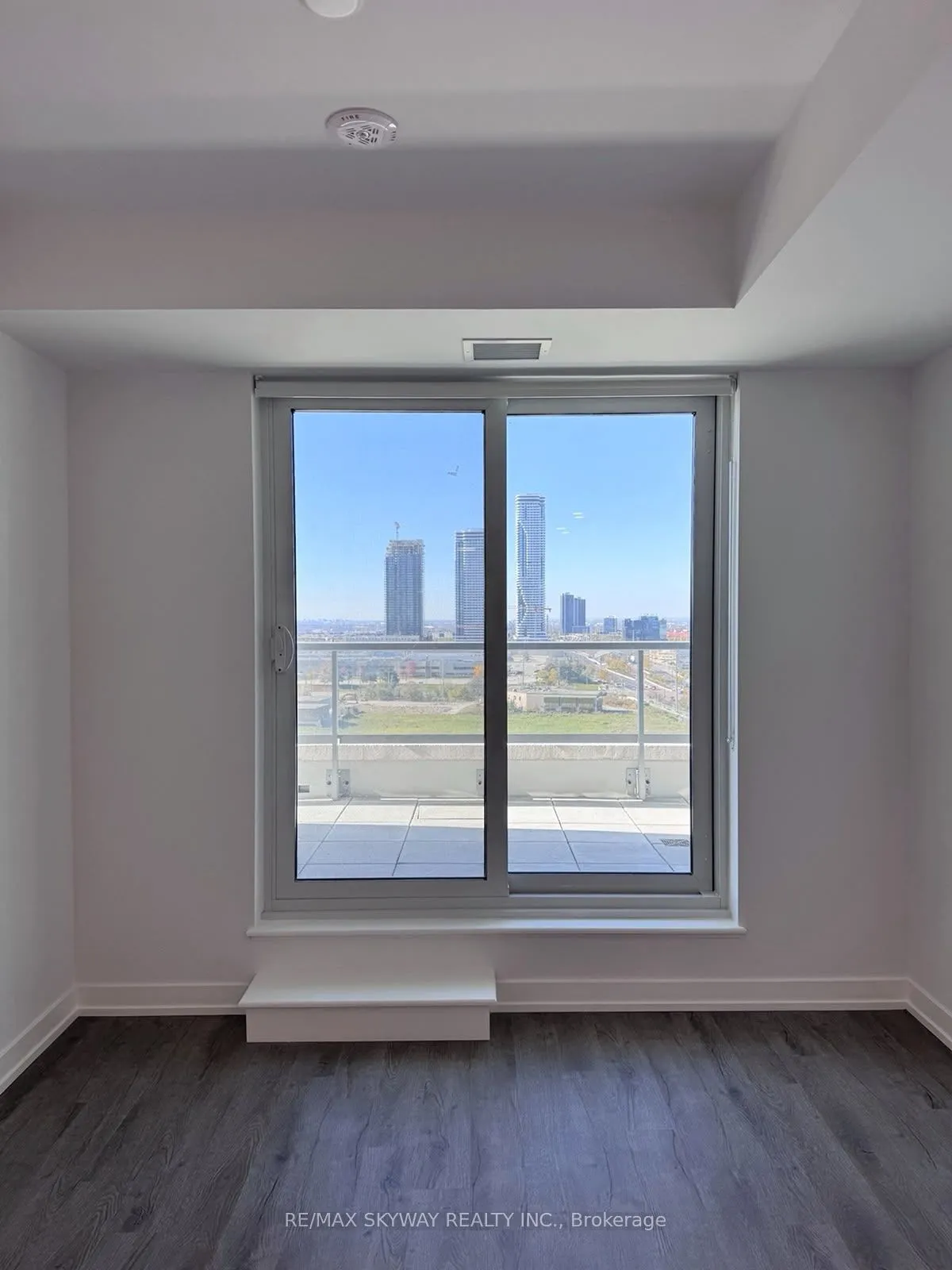 21 Meadowdale Road #903