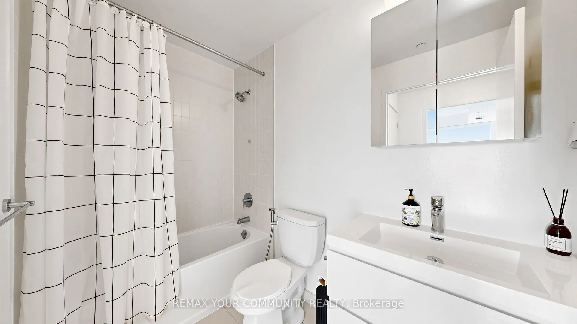 56 Andre De Grasse Street #2621