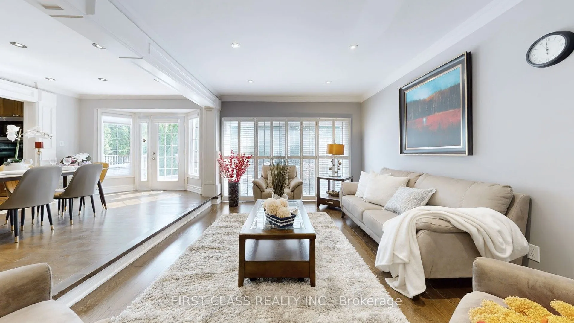 125 Longwater Chase
