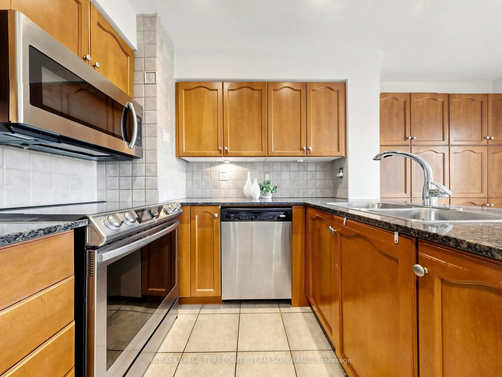 9 Northern Heights Drive #104