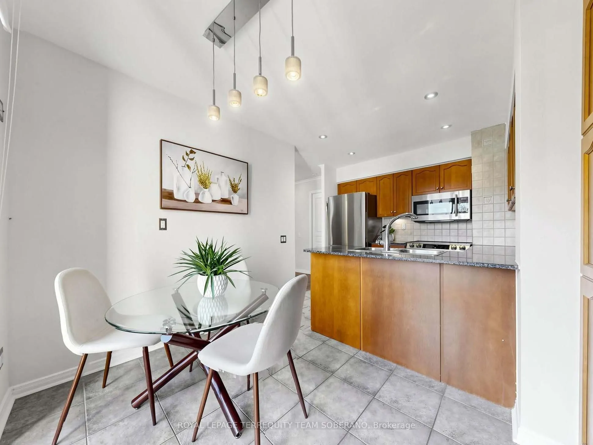 9 Northern Heights Drive #104