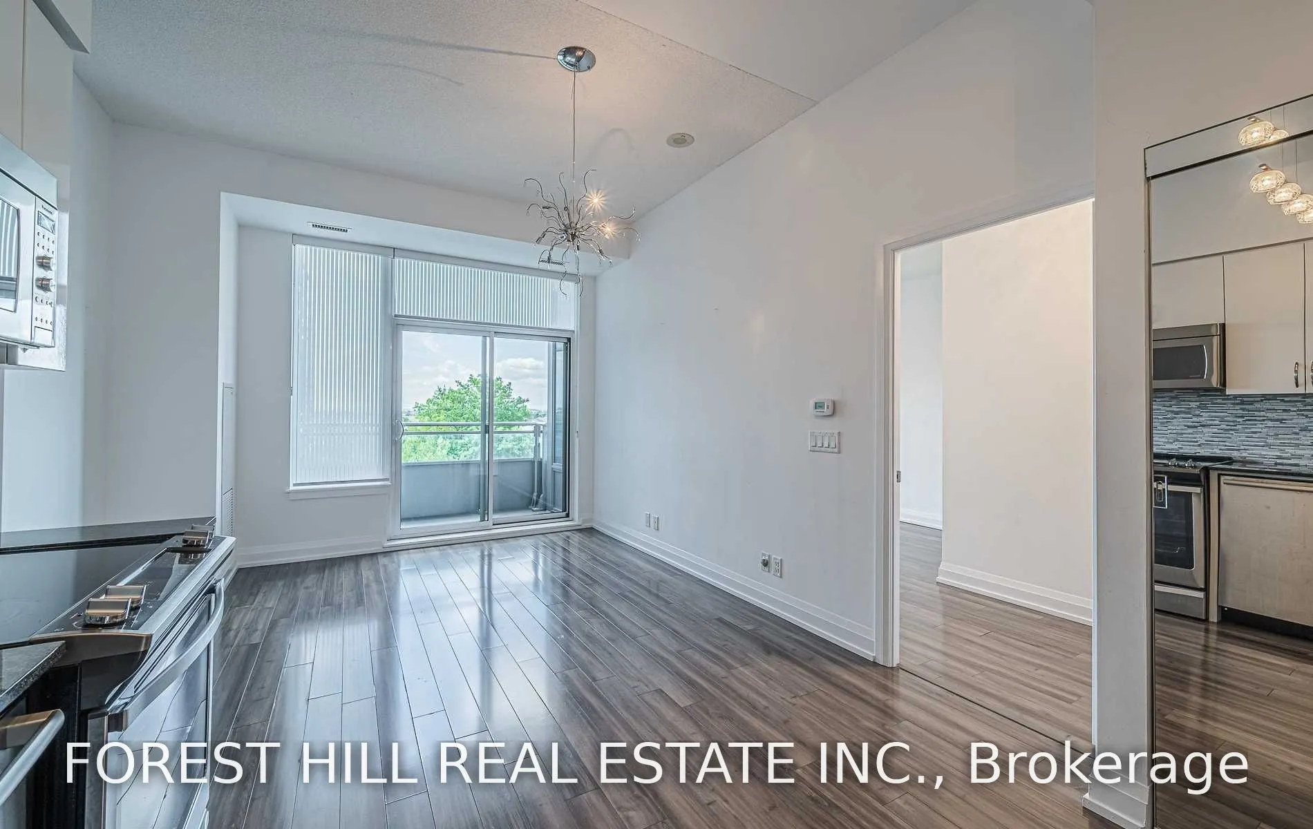 7890 Bathurst Street #611