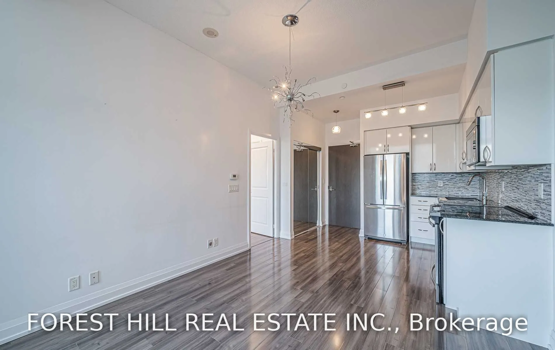 7890 Bathurst Street #611