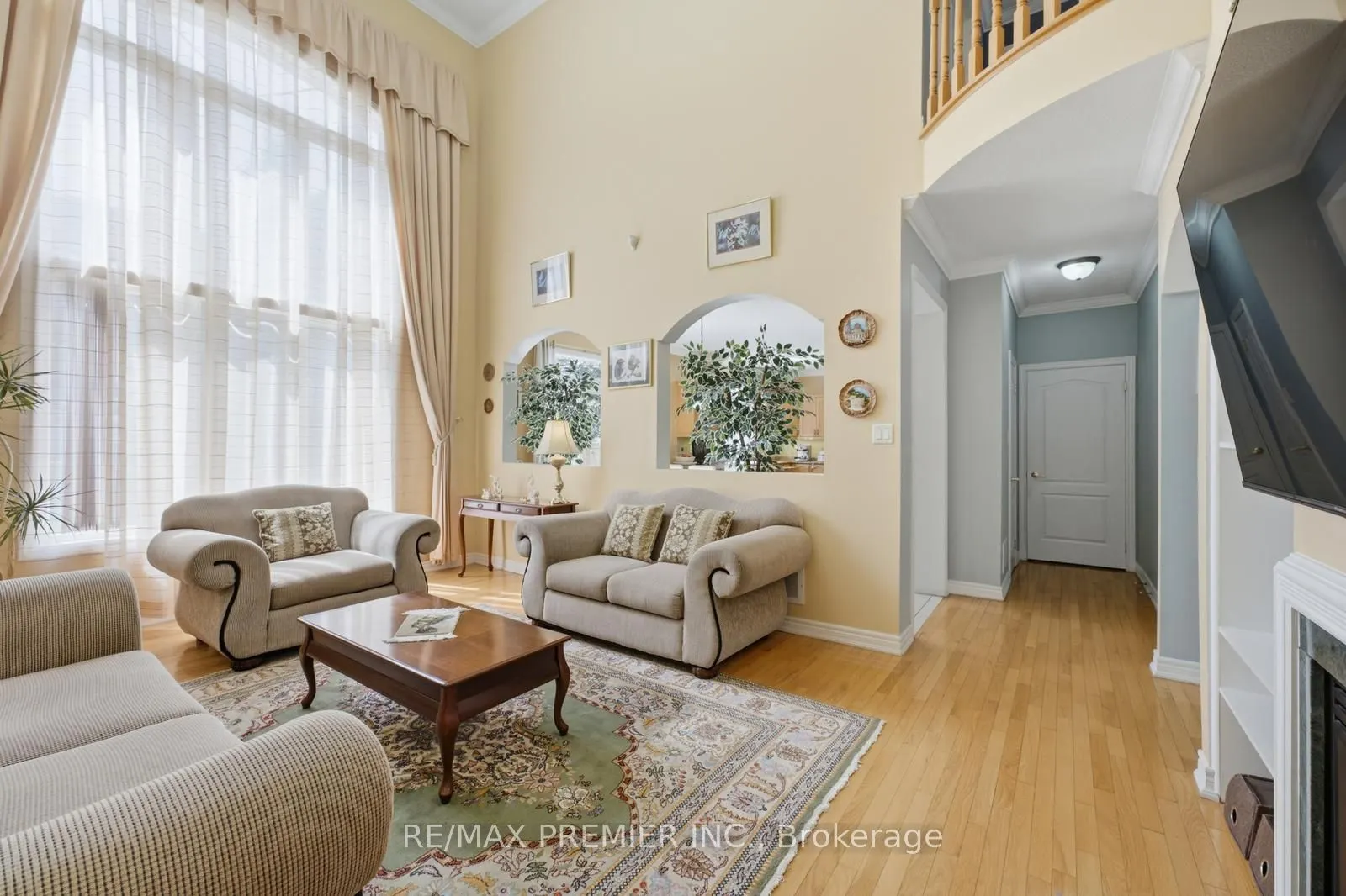 63 Summeridge Drive