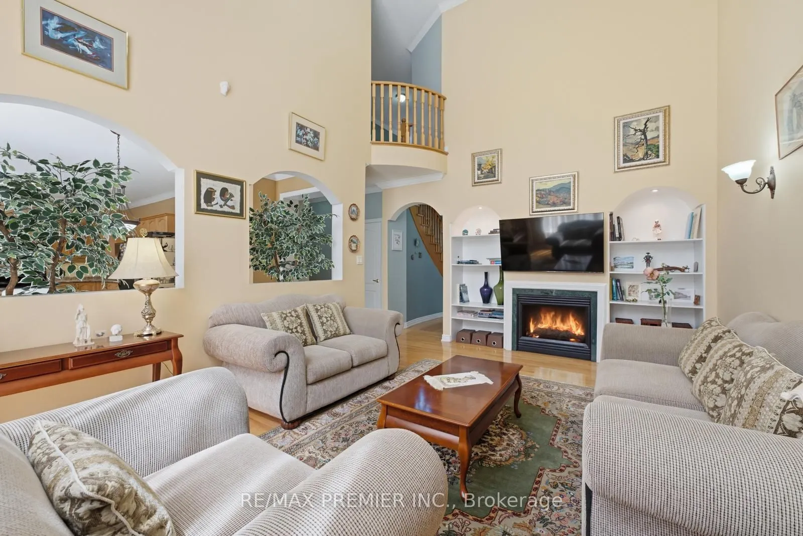 63 Summeridge Drive
