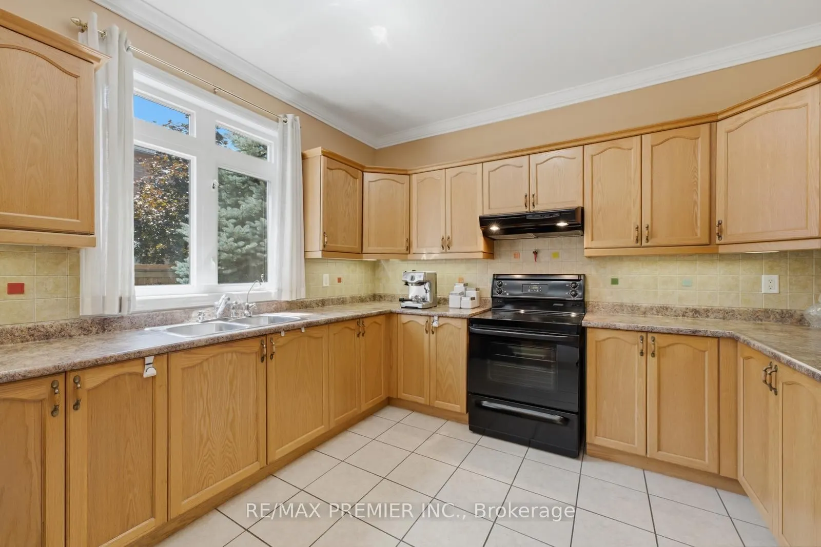 63 Summeridge Drive