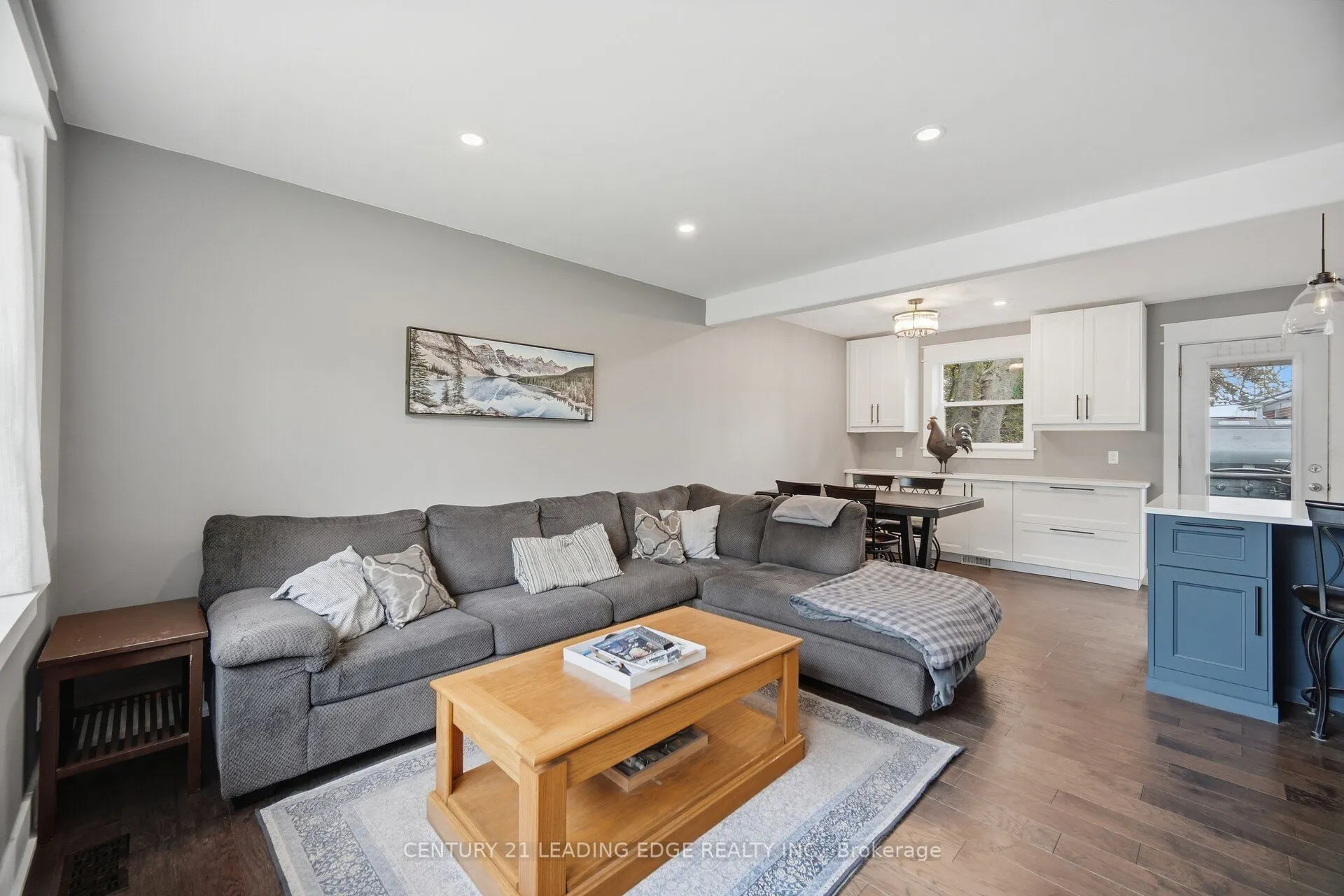 308 Rupert Avenue