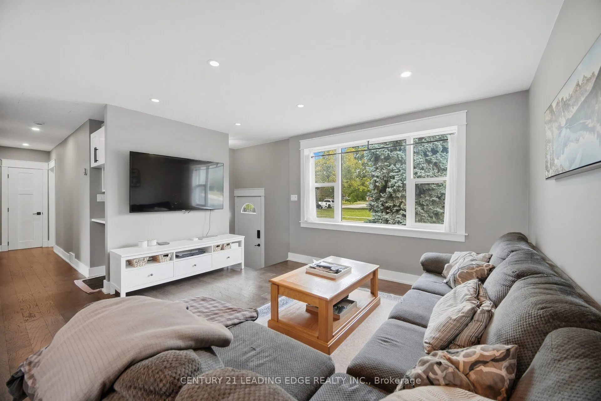 308 Rupert Avenue