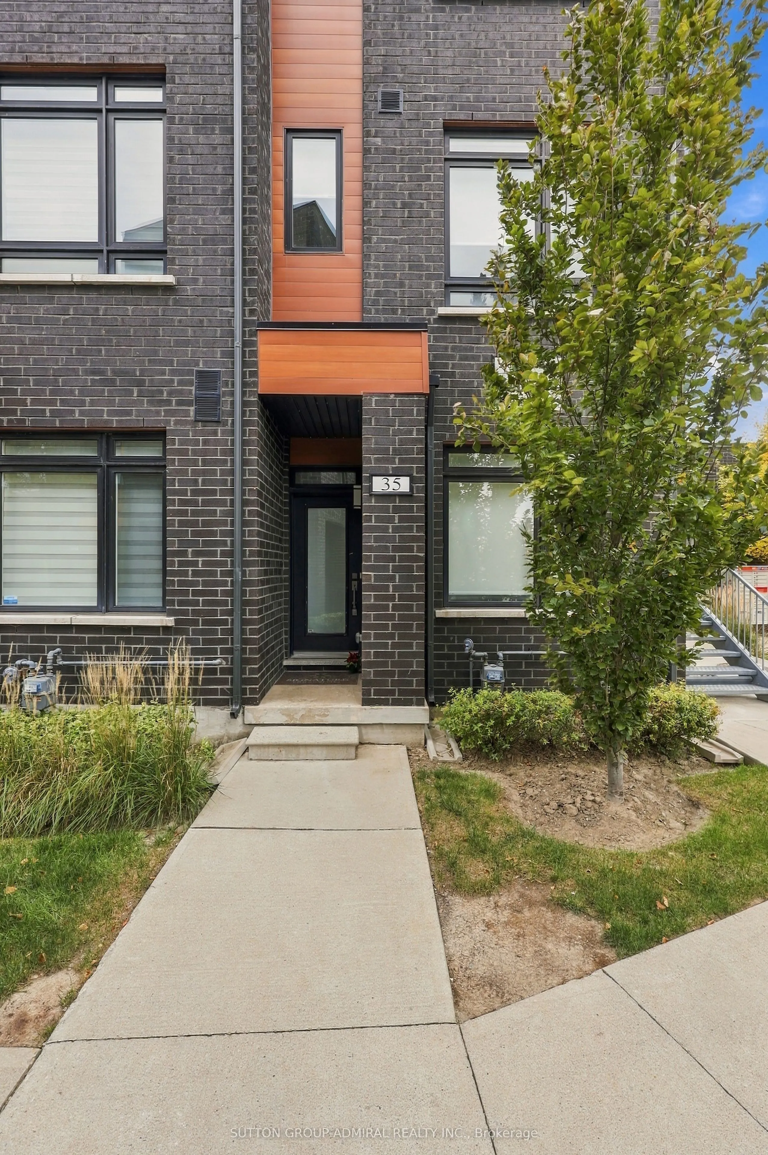370 Red Maple Road #35