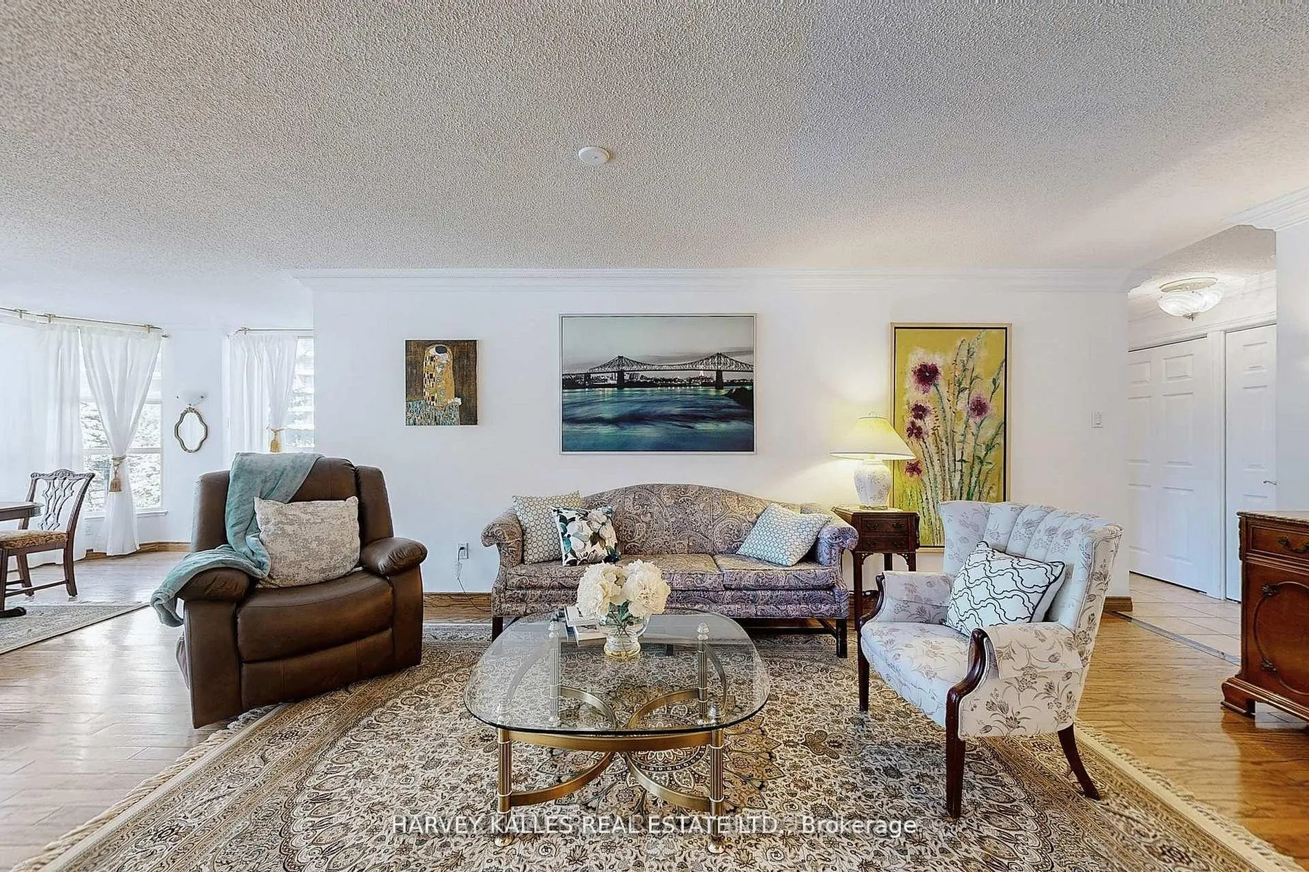 7300 Yonge Street #311