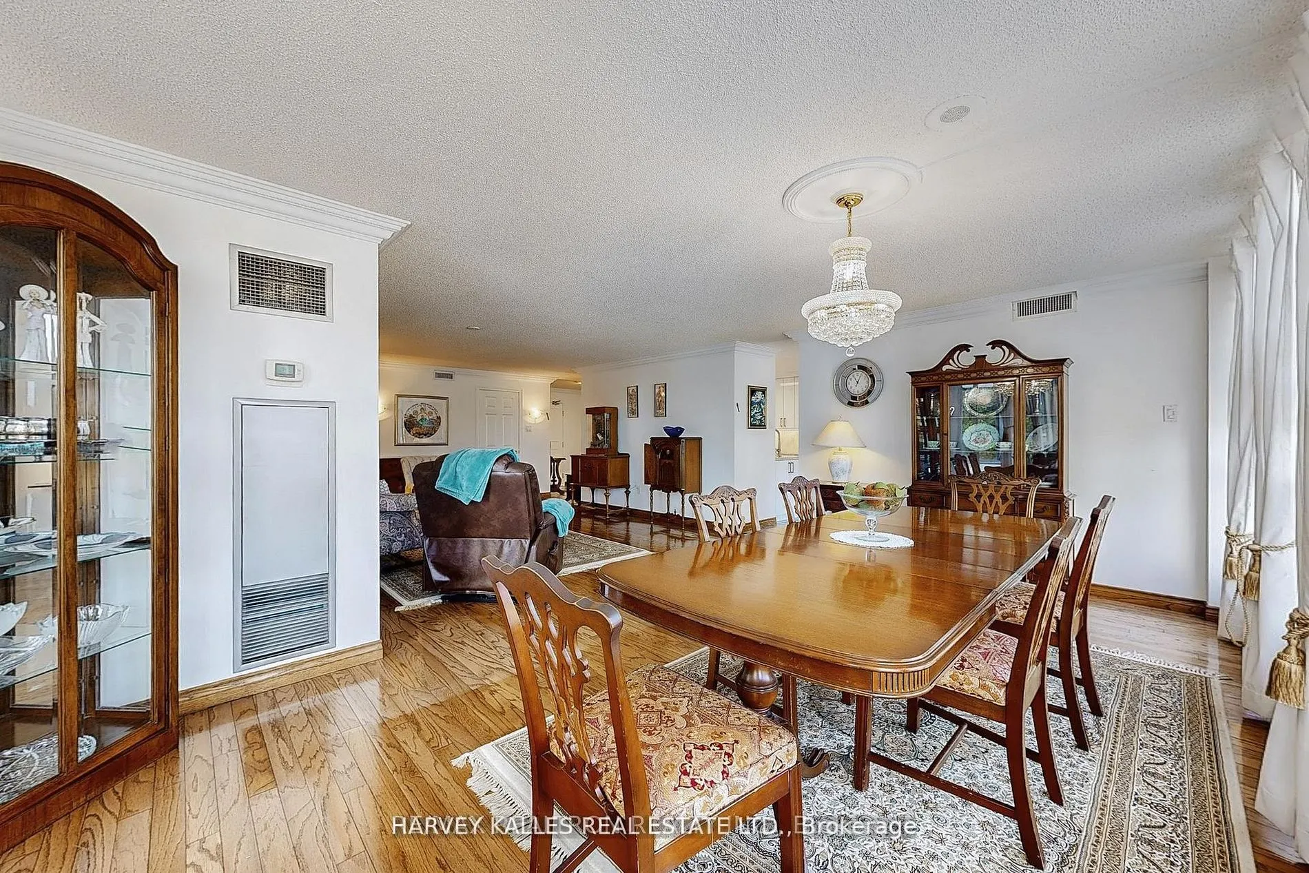 7300 Yonge Street #311