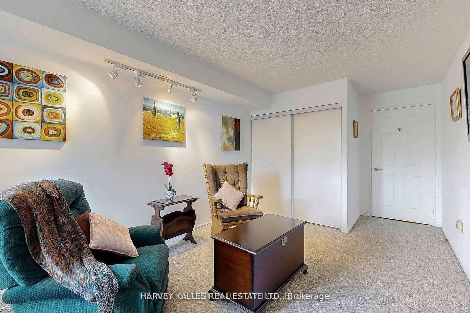 7300 Yonge Street #311