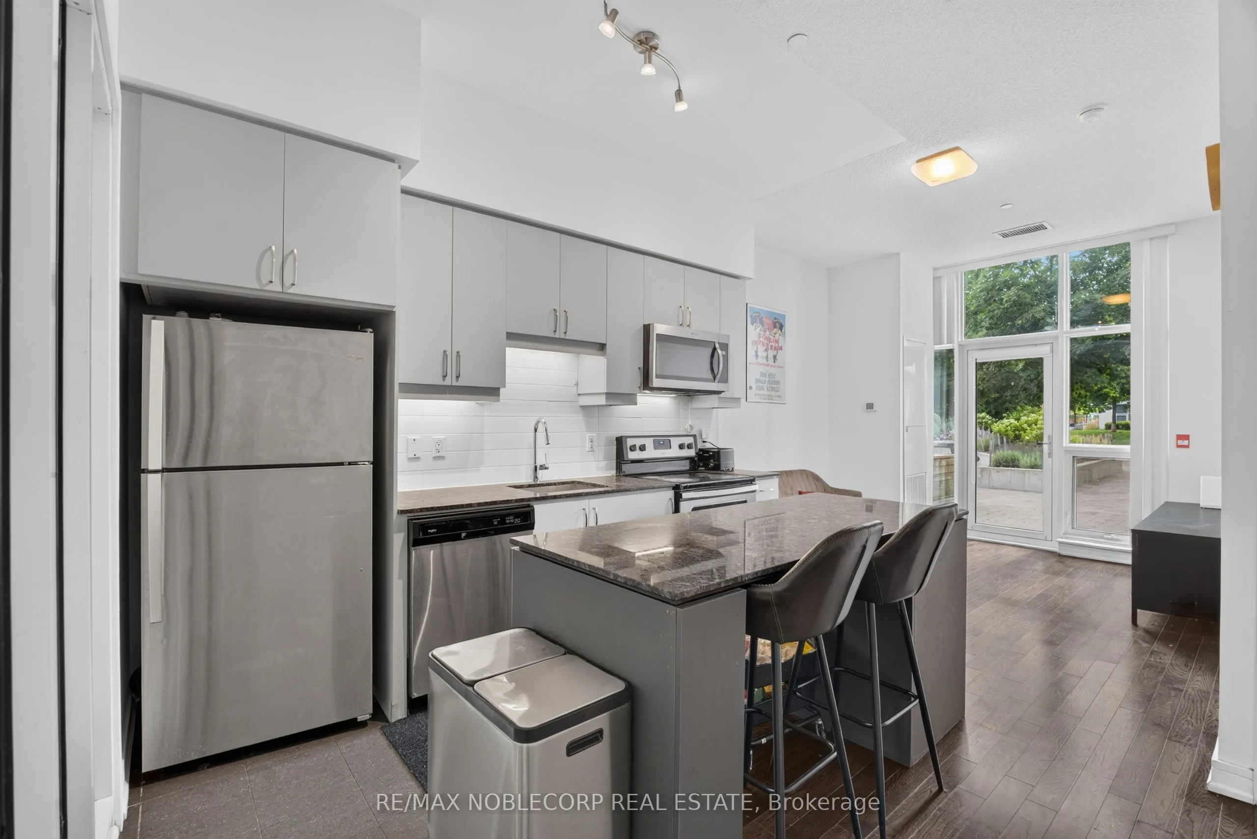 9199 Yonge Street N #102SE