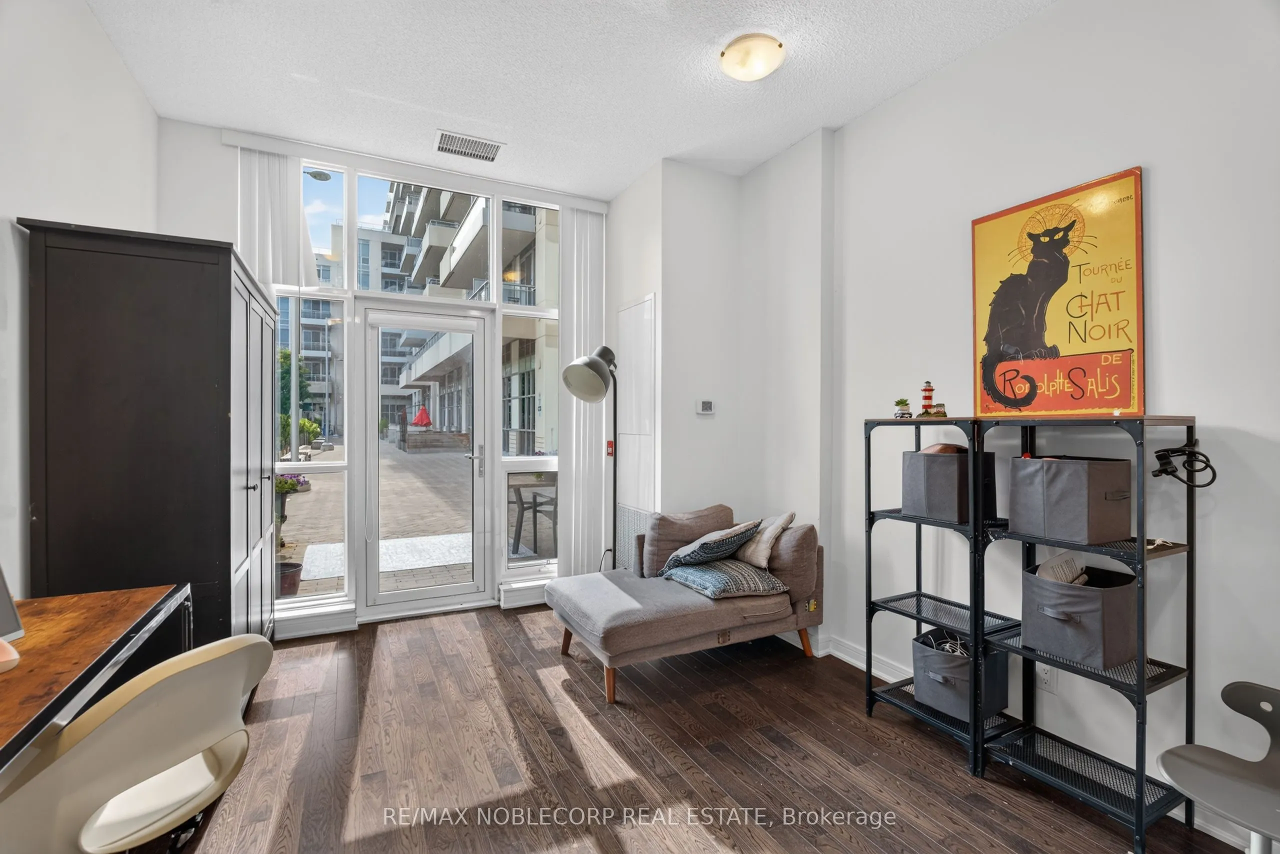 9199 Yonge Street N #102SE