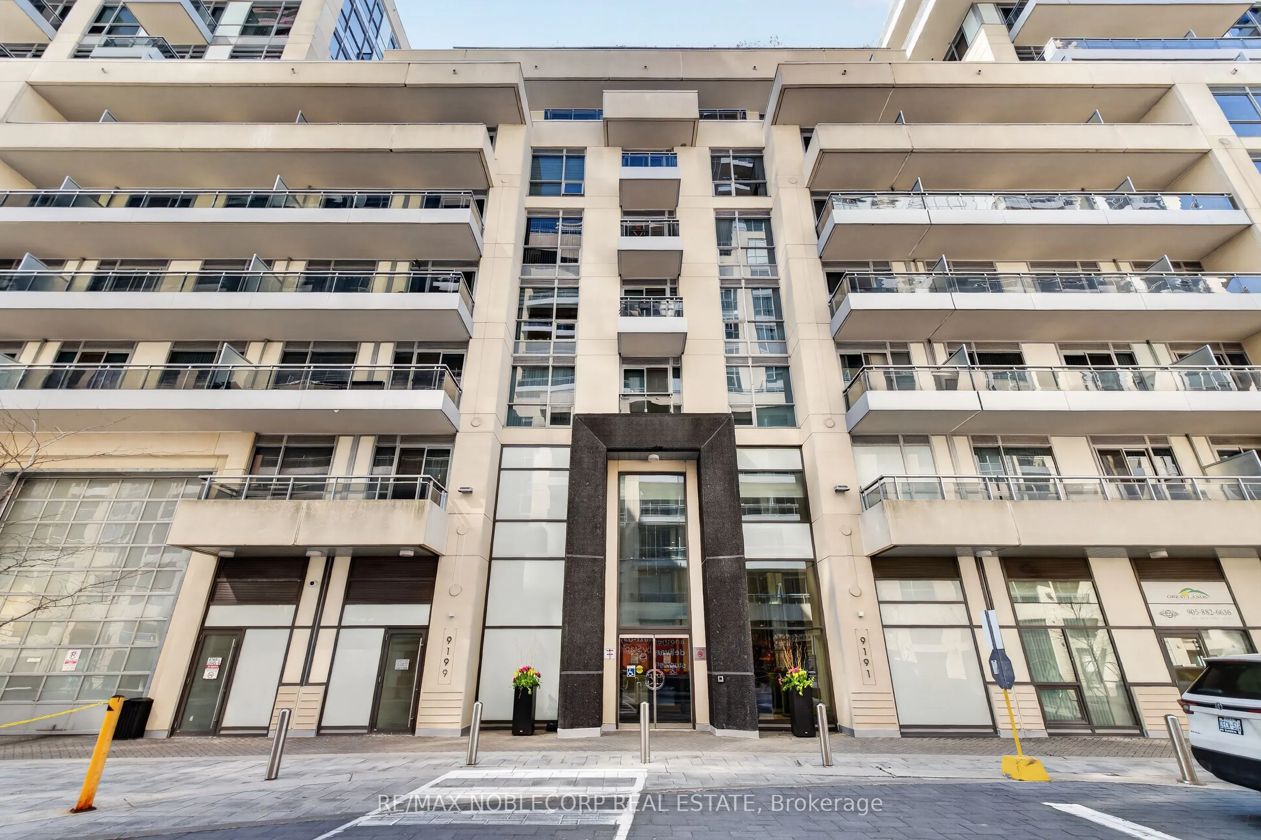 9199 Yonge Street N #102SE