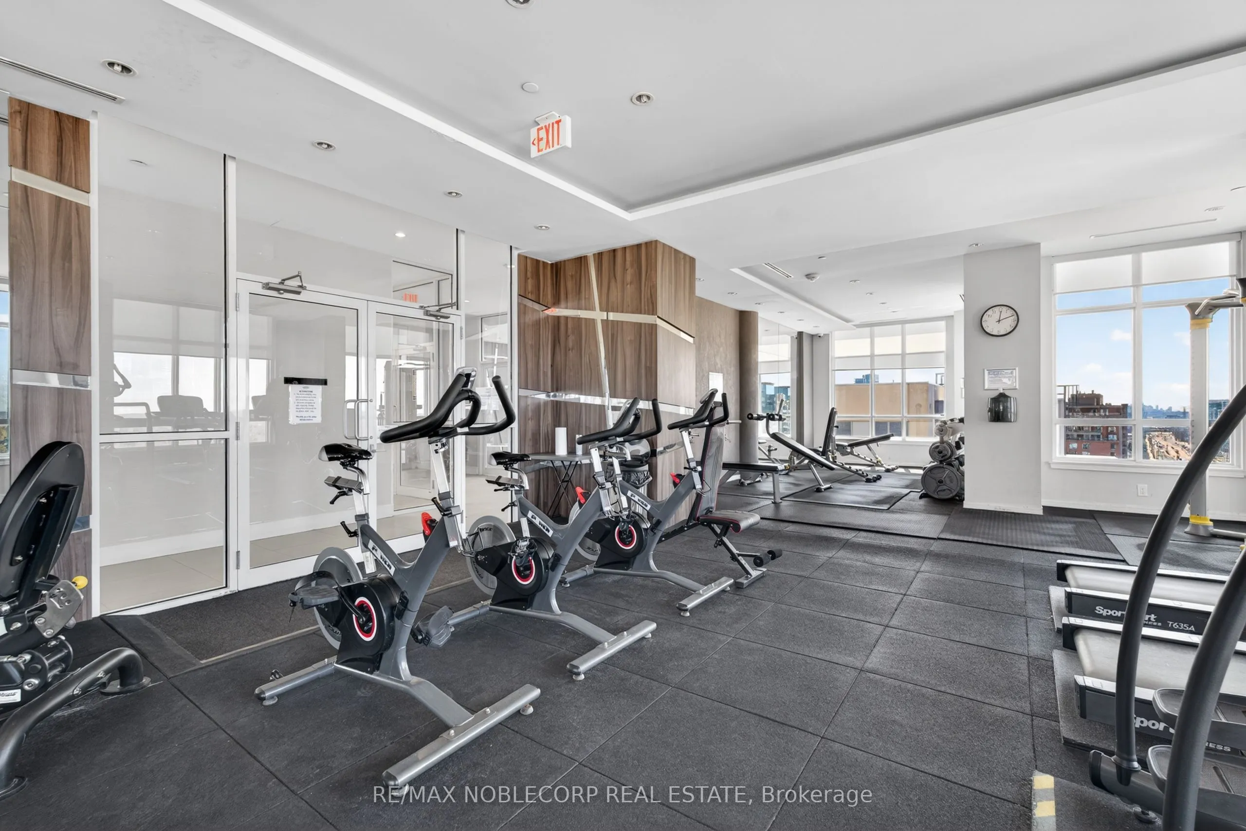 9199 Yonge Street N #102SE
