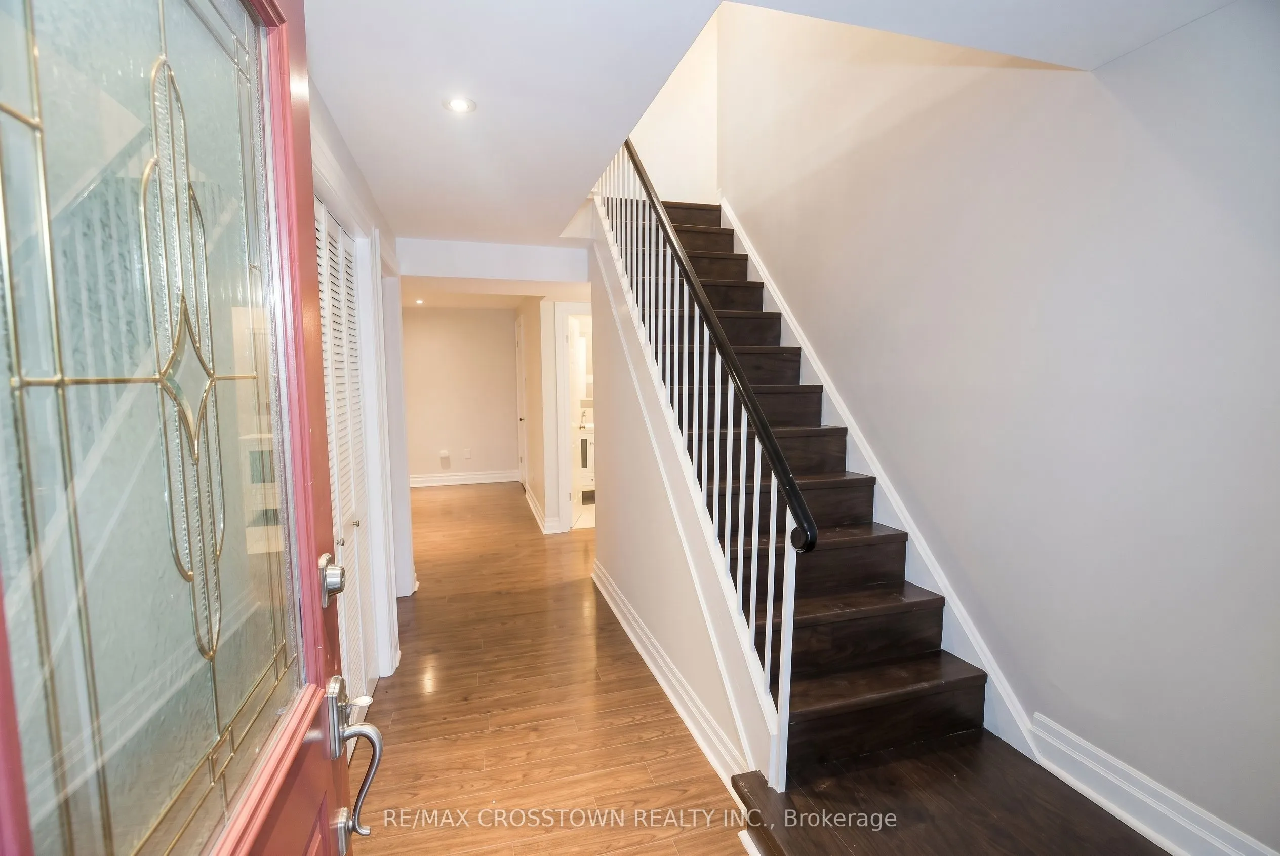 59 Holland River Boulevard