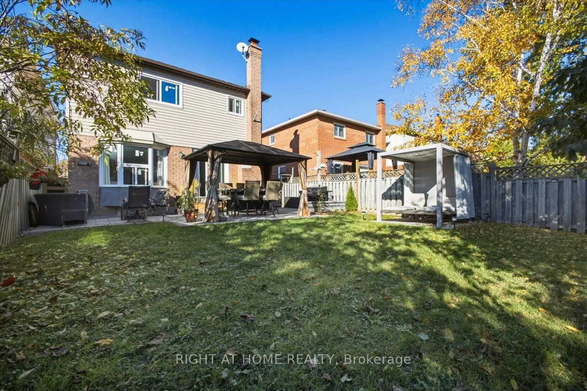 31 Sunbird Boulevard