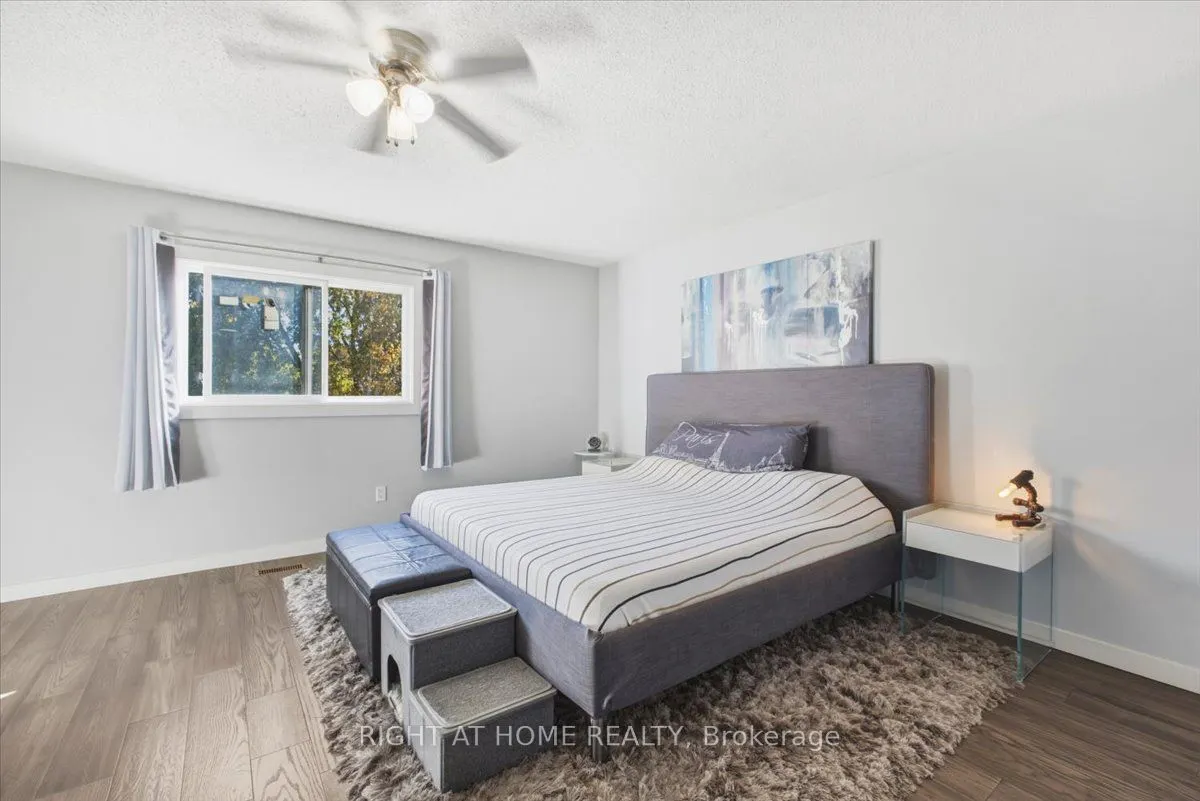 31 Sunbird Boulevard