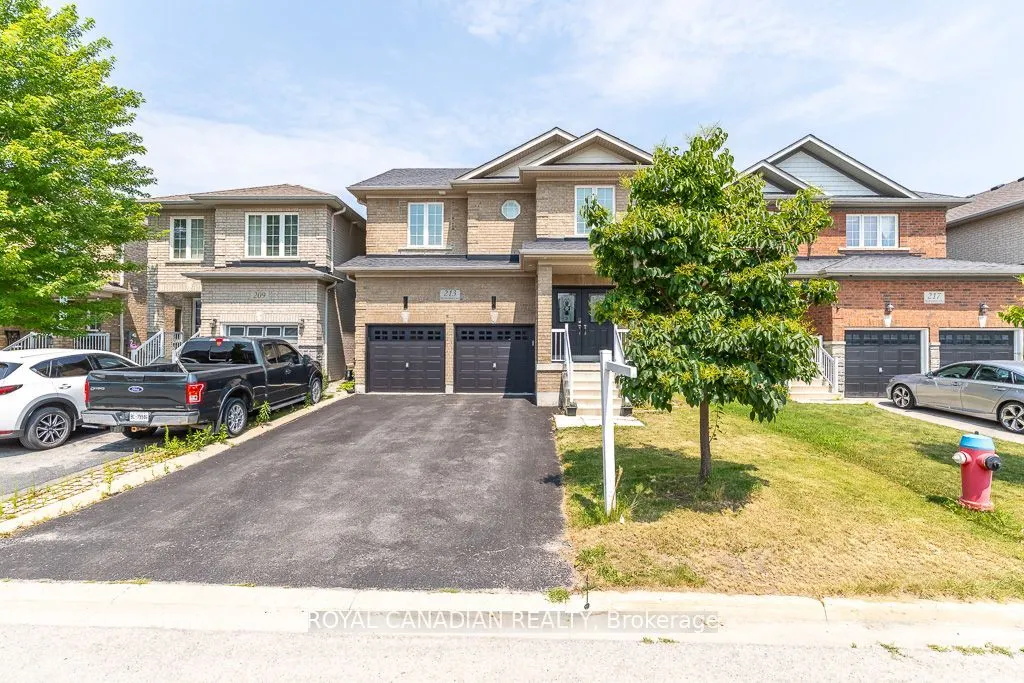 213 Richardson Crescent