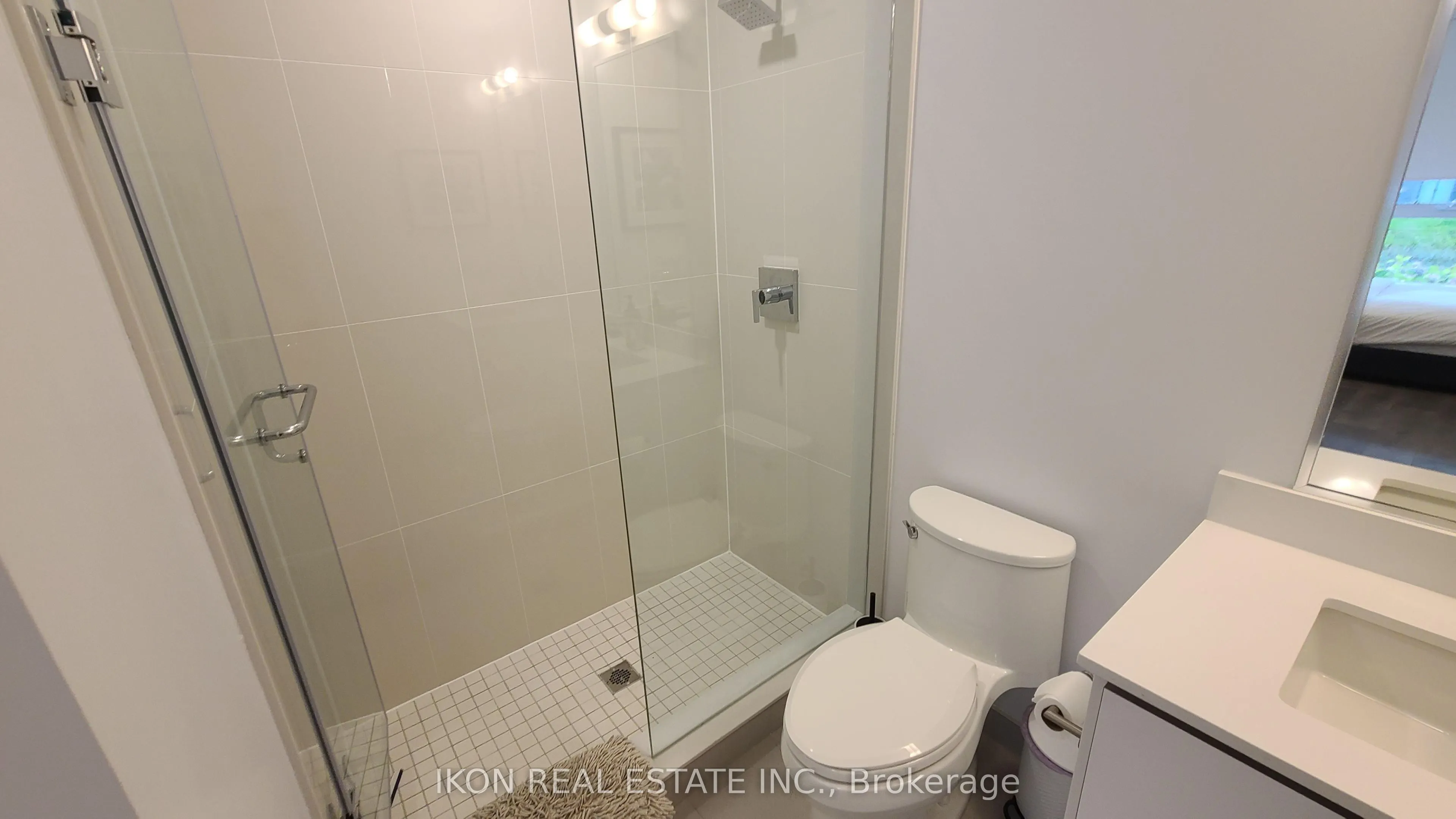 415 Sea Ray Avenue #G16