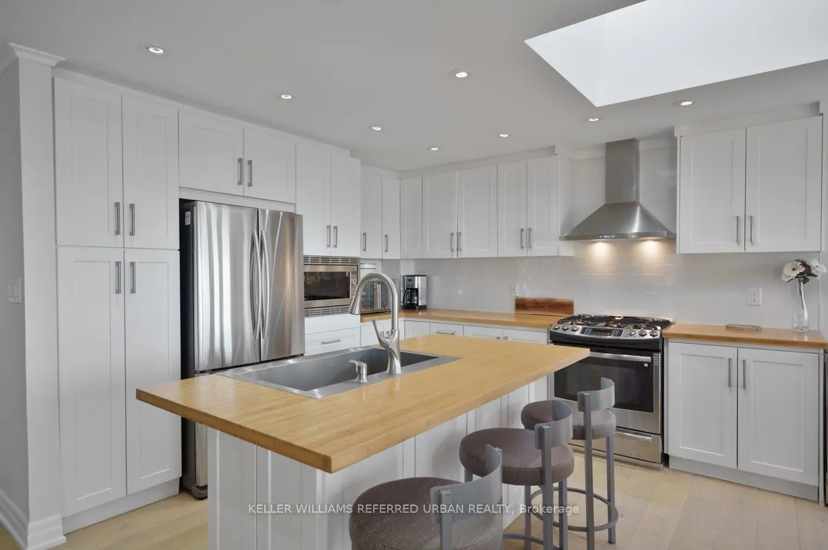 25060 Maple Beach Road