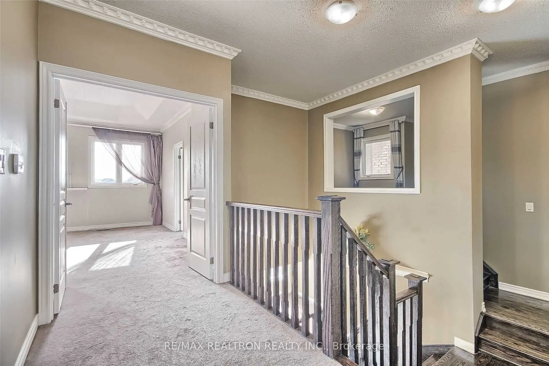 125 Holst Avenue