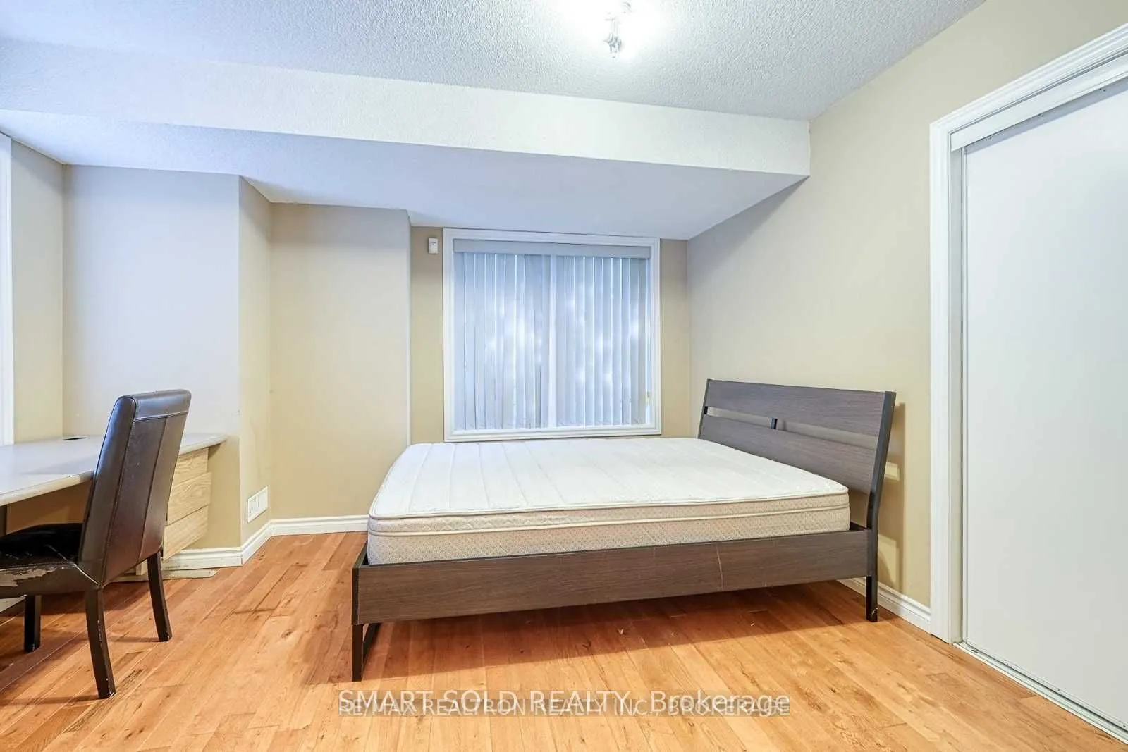 76E Leitchcroft Crescent #14
