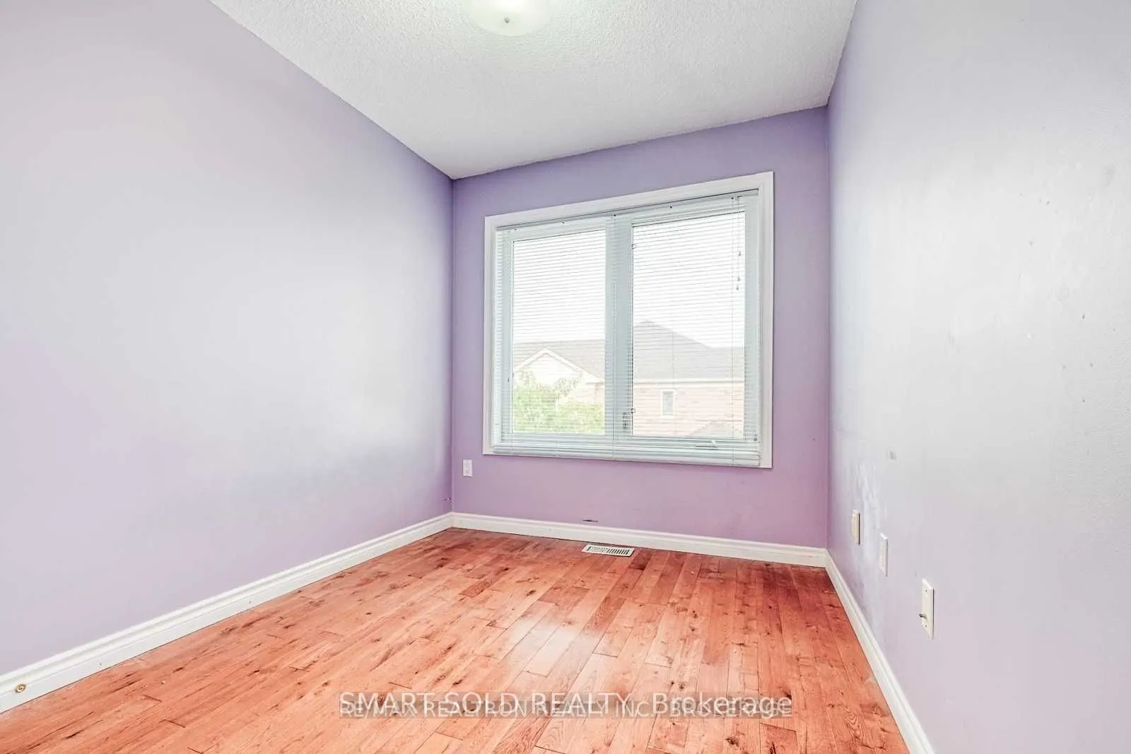 76E Leitchcroft Crescent #14
