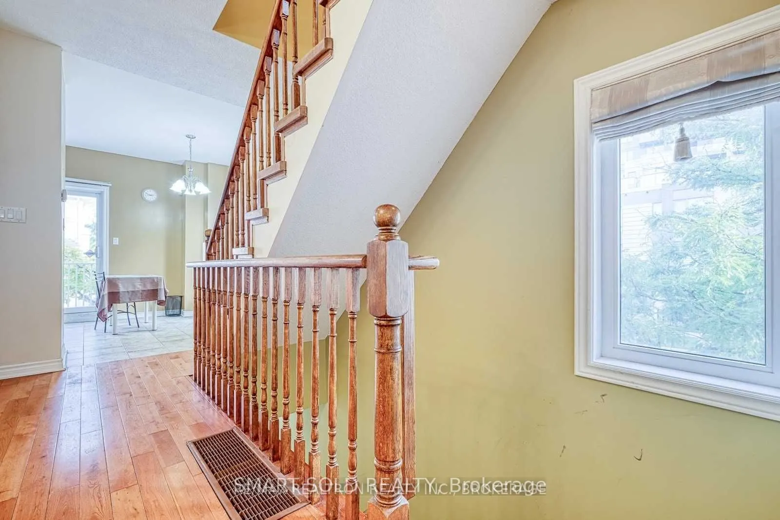 76E Leitchcroft Crescent #14