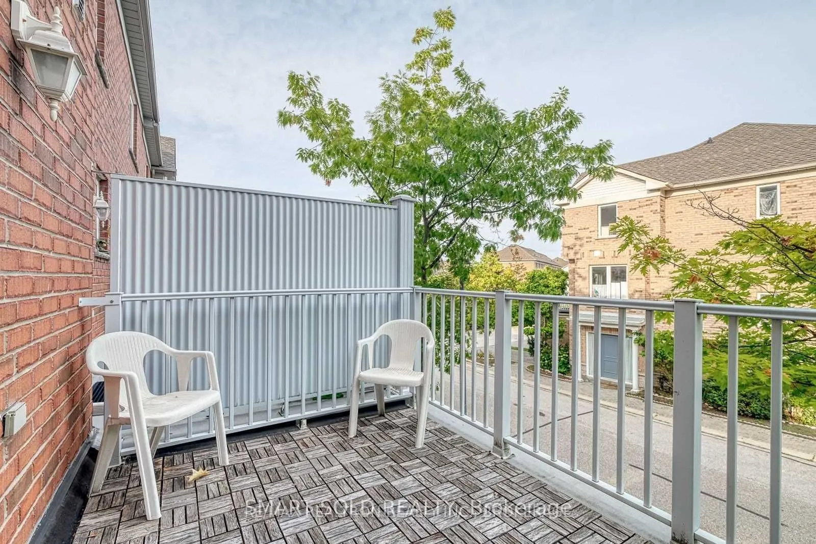 76E Leitchcroft Crescent #14