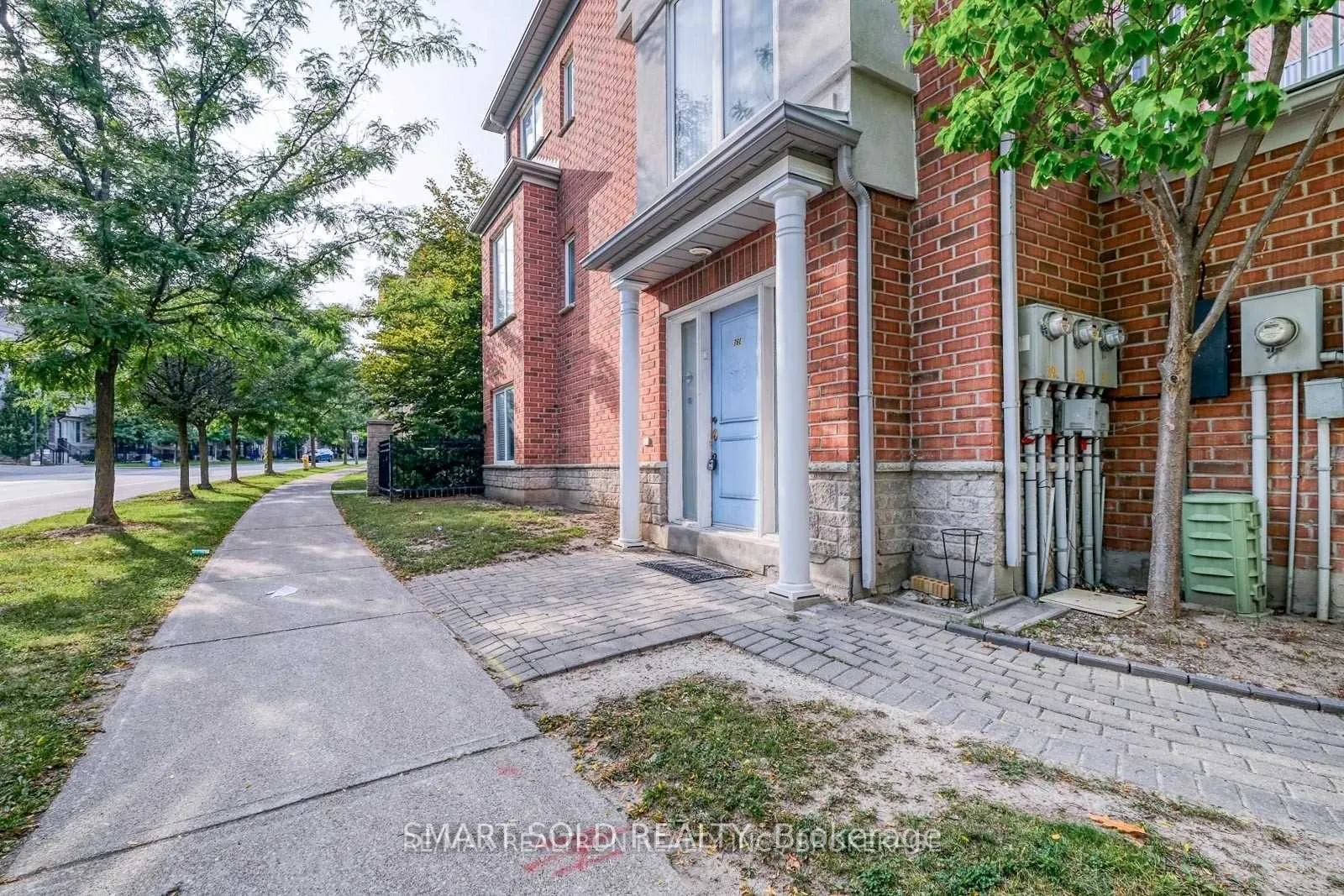 76E Leitchcroft Crescent #14