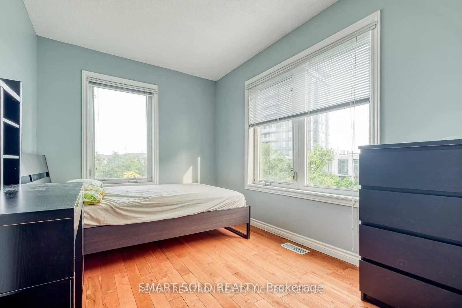 76E Leitchcroft Crescent #14