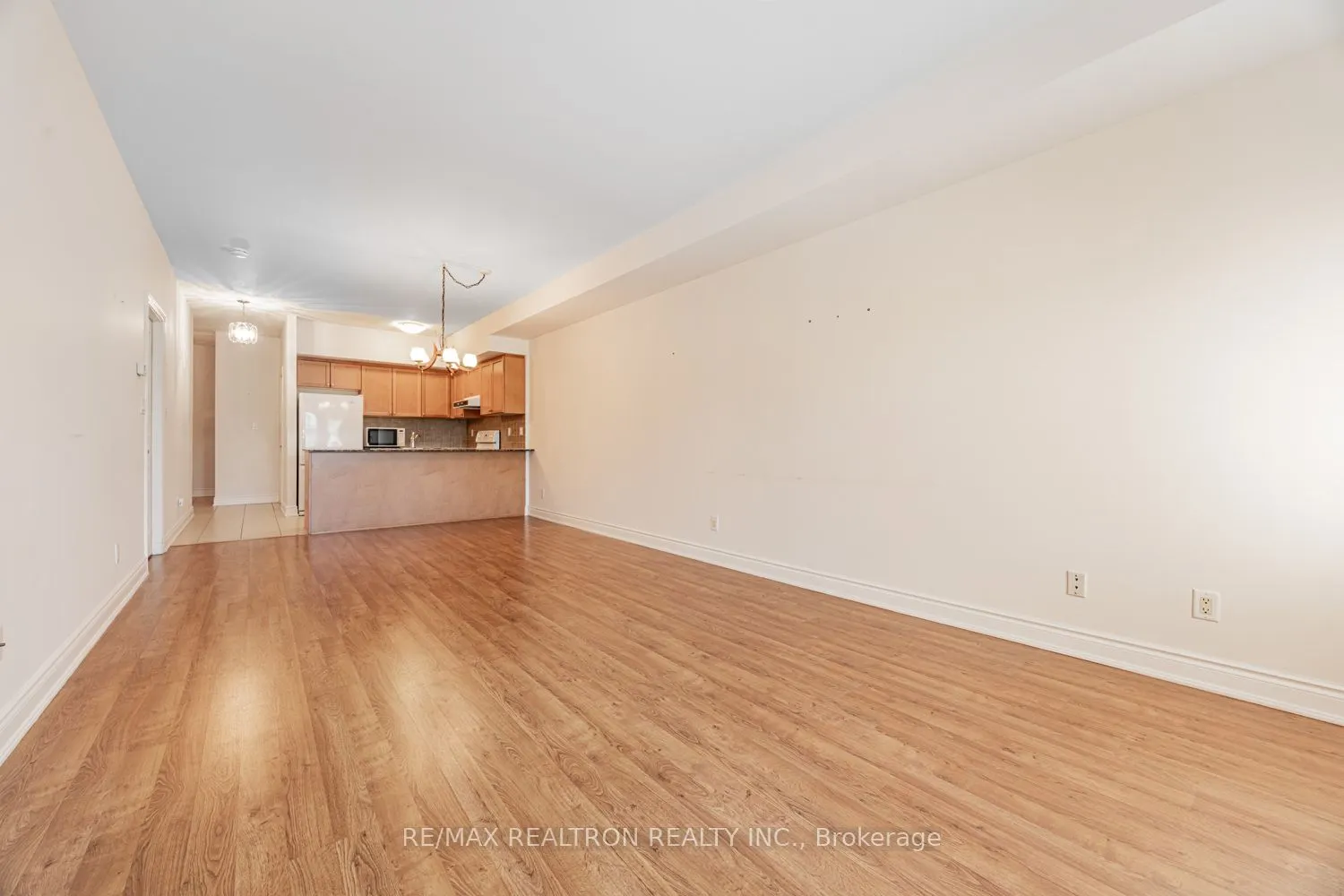 9901 Keele Street #207