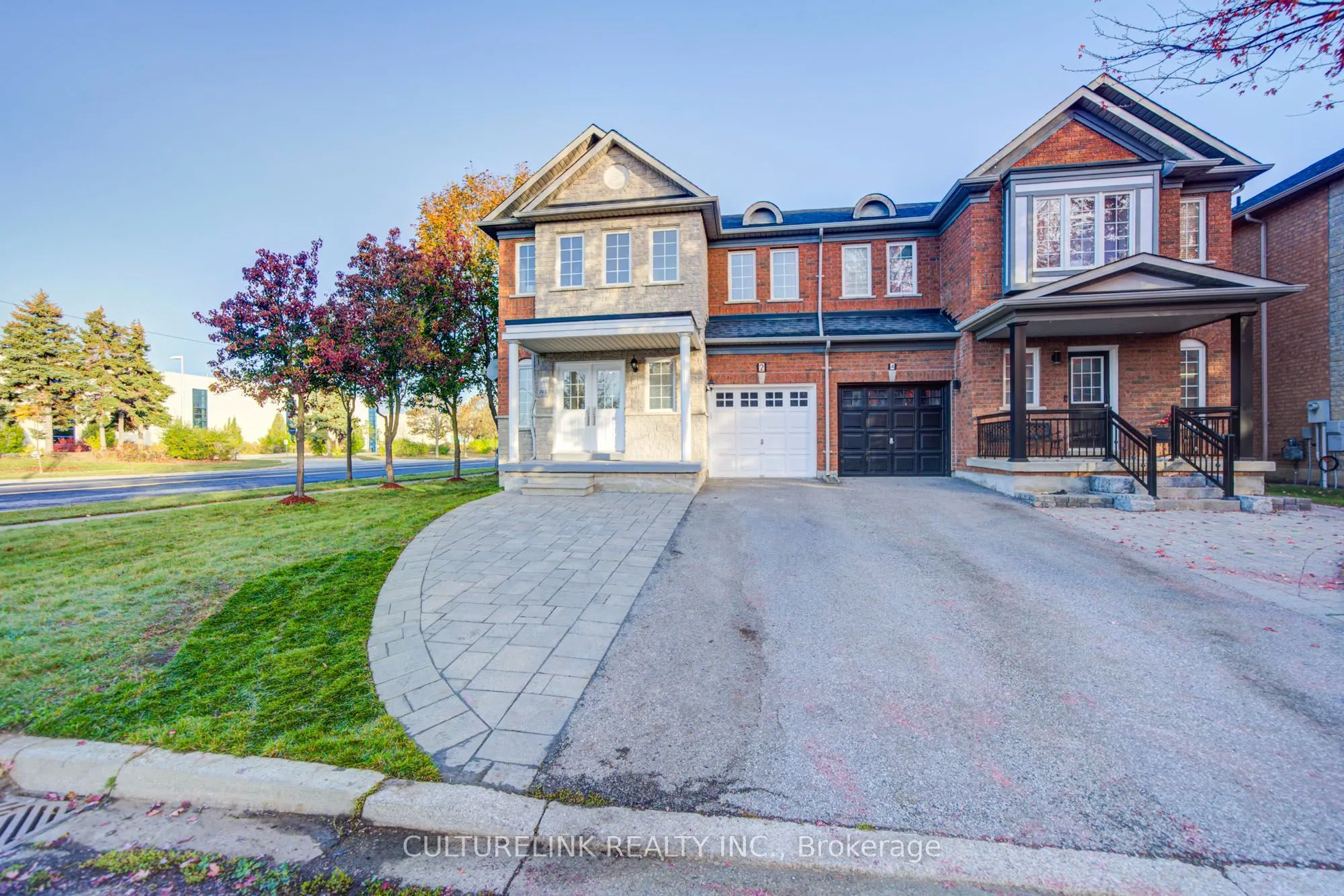 2 Hartwell Place