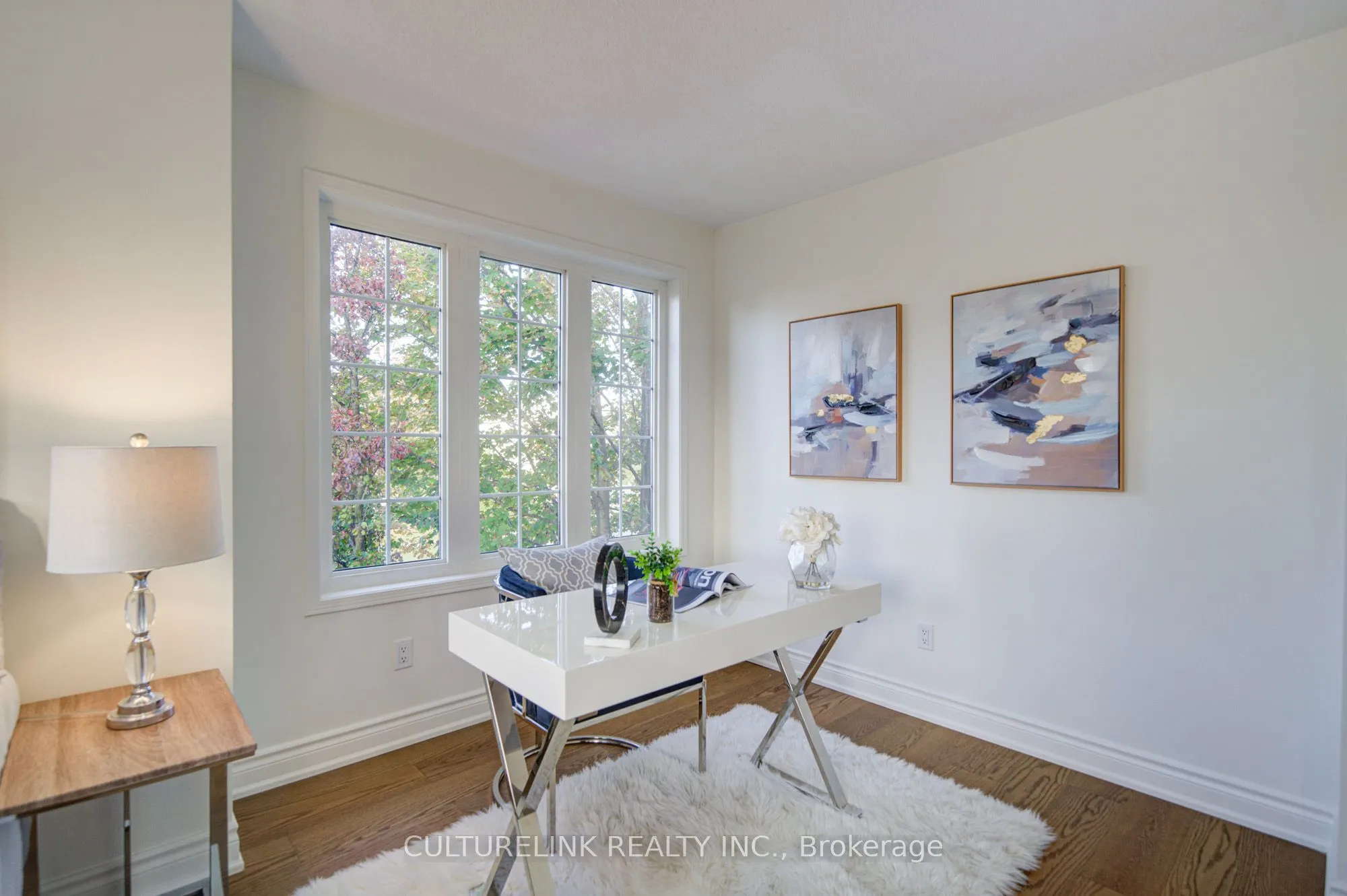 2 Hartwell Place