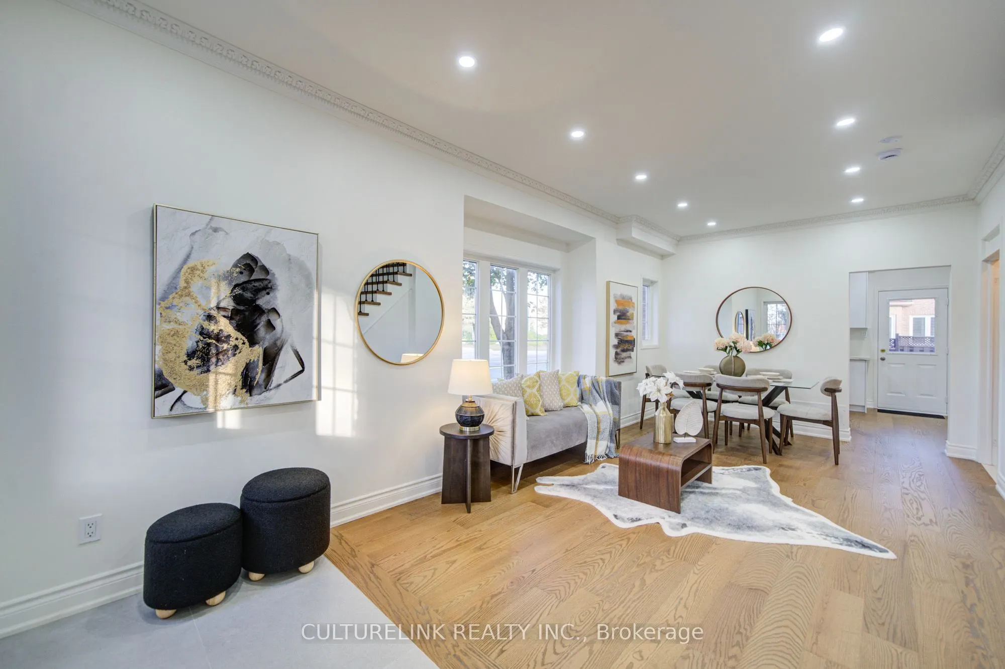 2 Hartwell Place