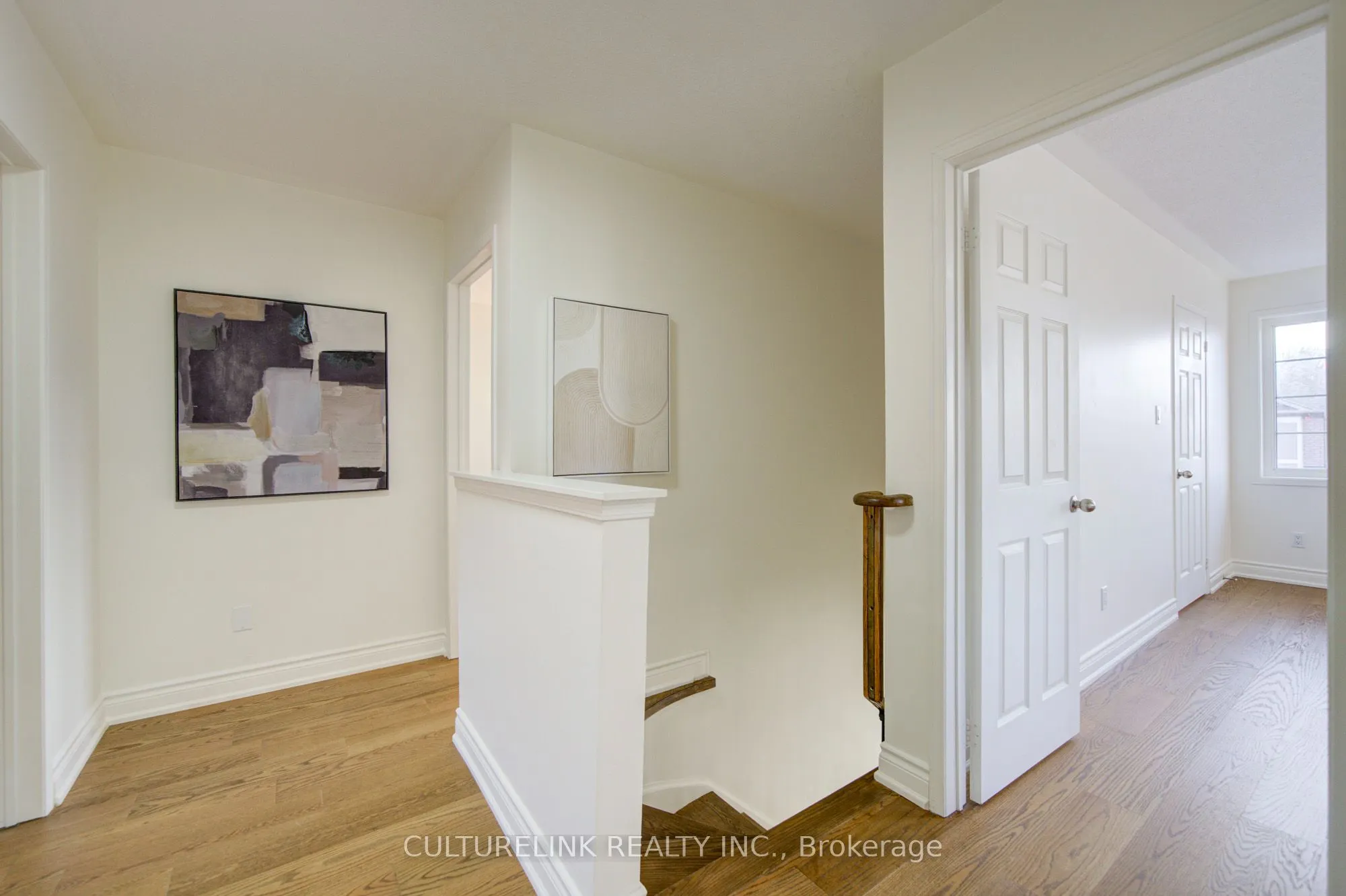 2 Hartwell Place