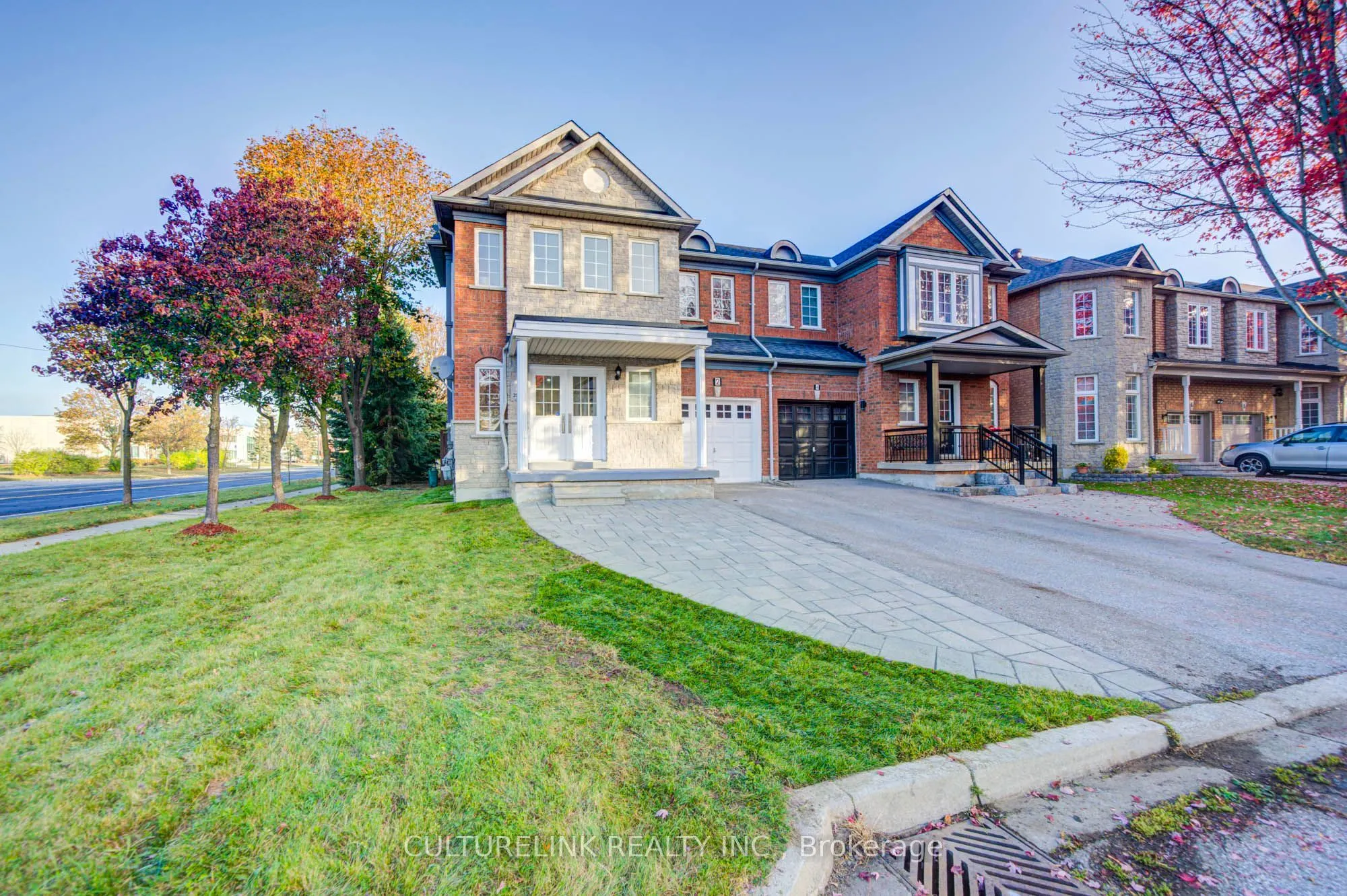 2 Hartwell Place